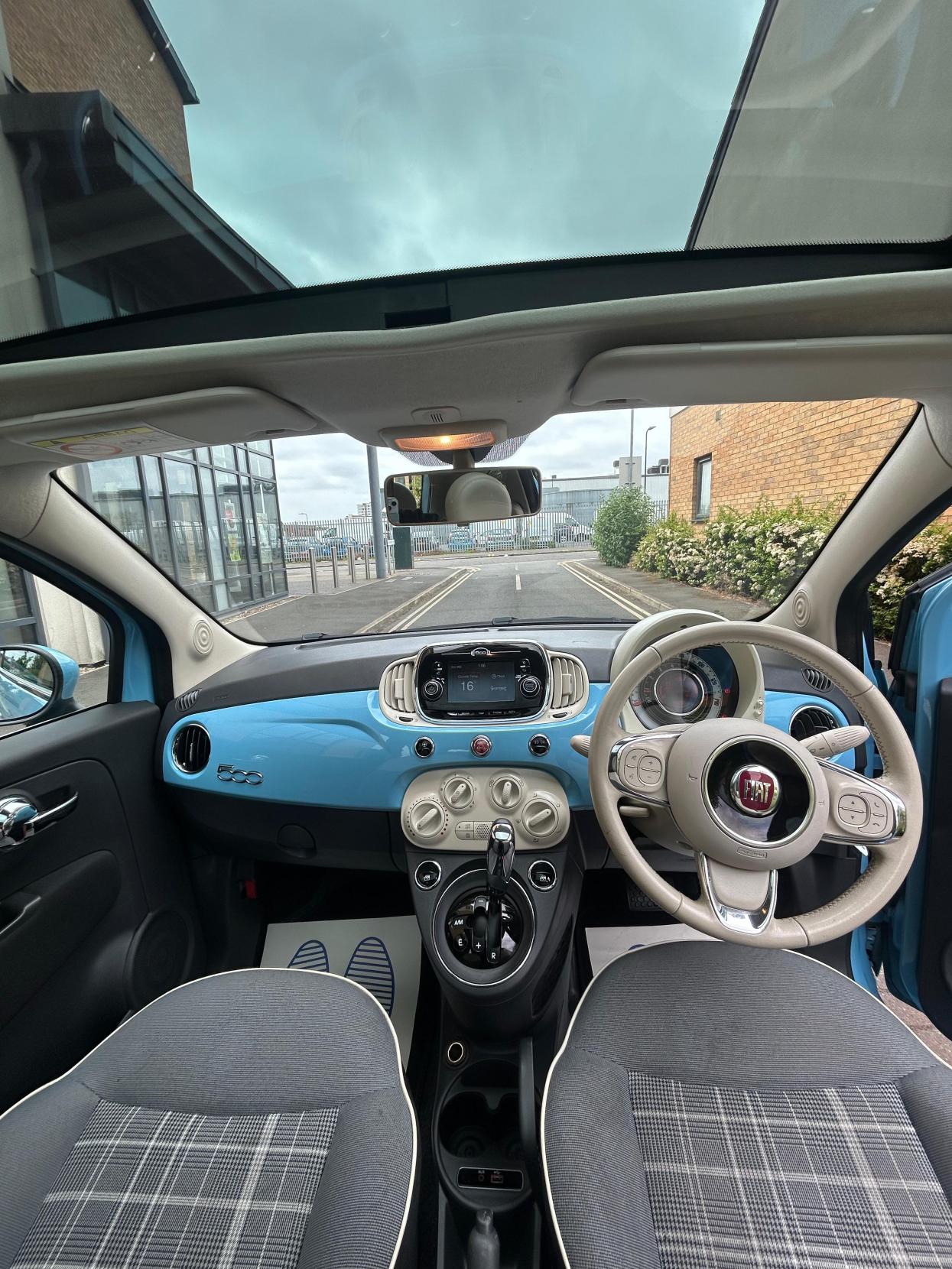 Fiat 500 1.2 Lounge Hatchback 3dr Petrol Dualogic Euro 6 (s/s) (69 bhp)