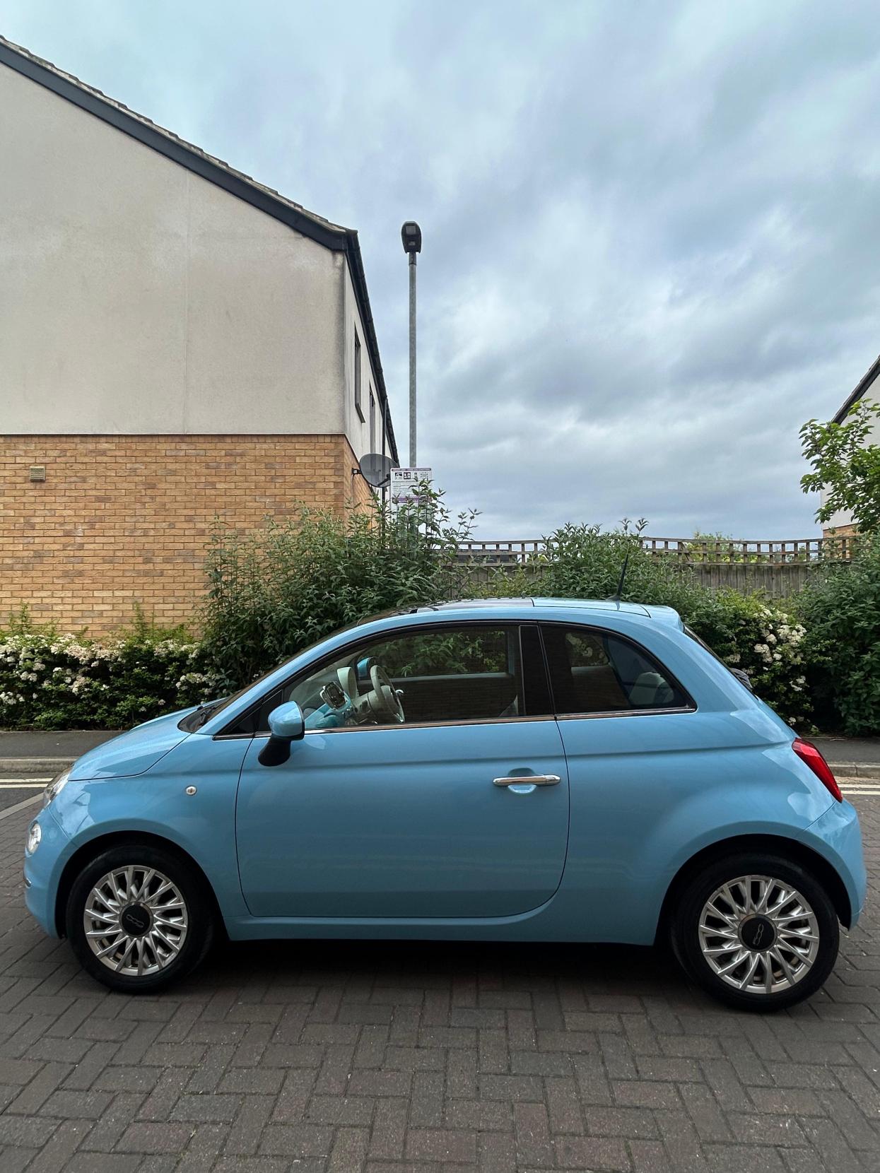 Fiat 500 1.2 Lounge Hatchback 3dr Petrol Dualogic Euro 6 (s/s) (69 bhp)
