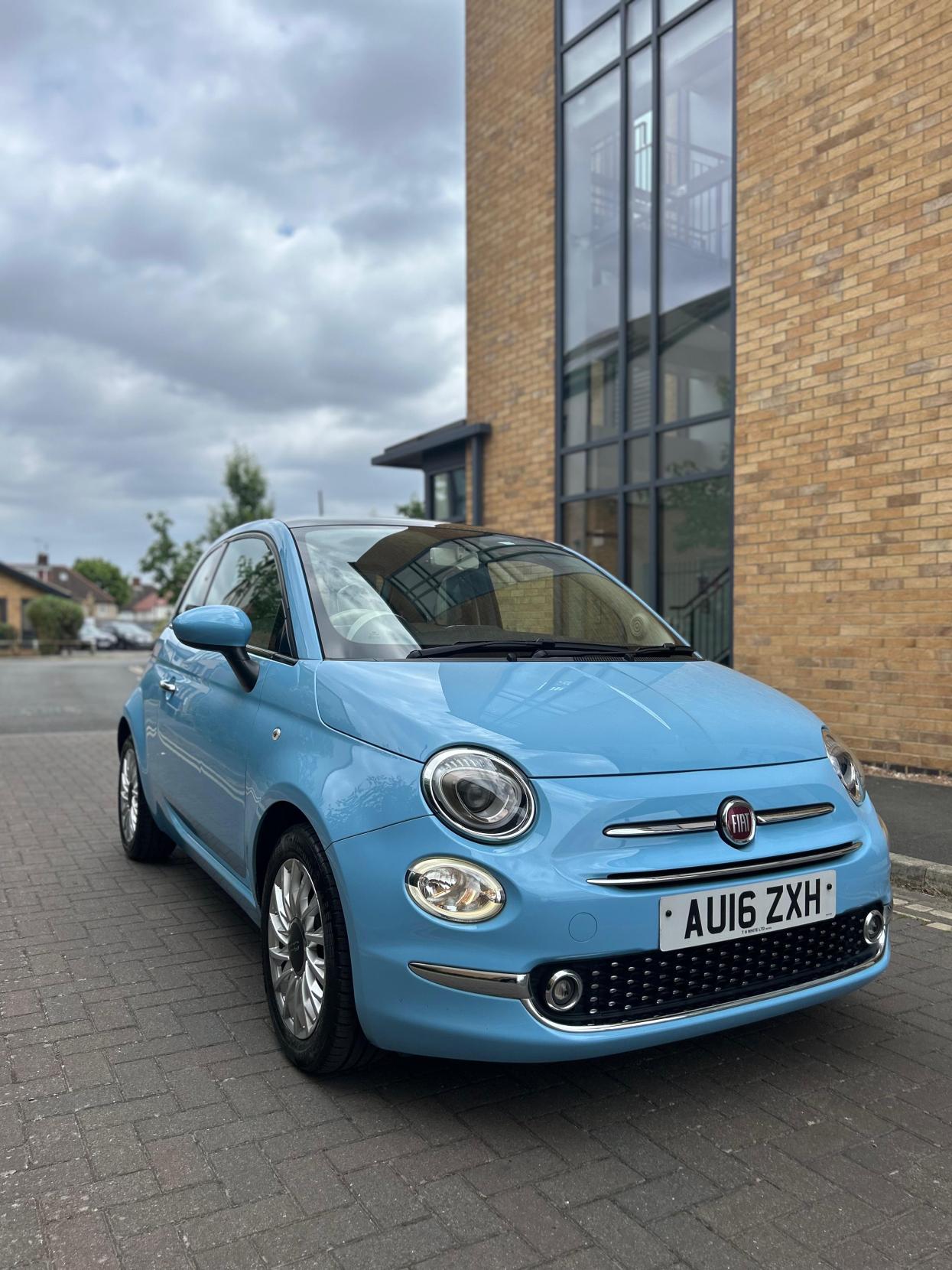 Fiat 500 1.2 Lounge Hatchback 3dr Petrol Dualogic Euro 6 (s/s) (69 bhp)
