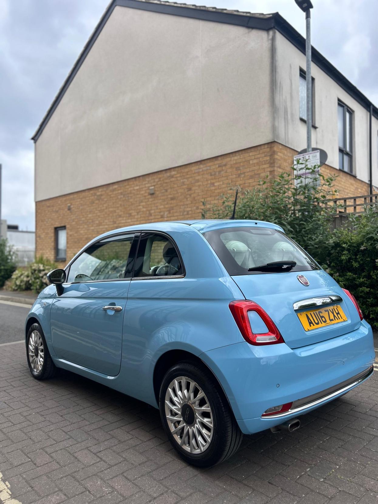 Fiat 500 1.2 Lounge Hatchback 3dr Petrol Dualogic Euro 6 (s/s) (69 bhp)
