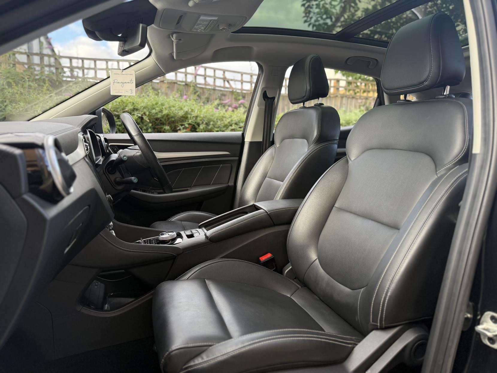 MG MG ZS 44.5kWh Exclusive SUV 5dr Electric Auto (143 ps)