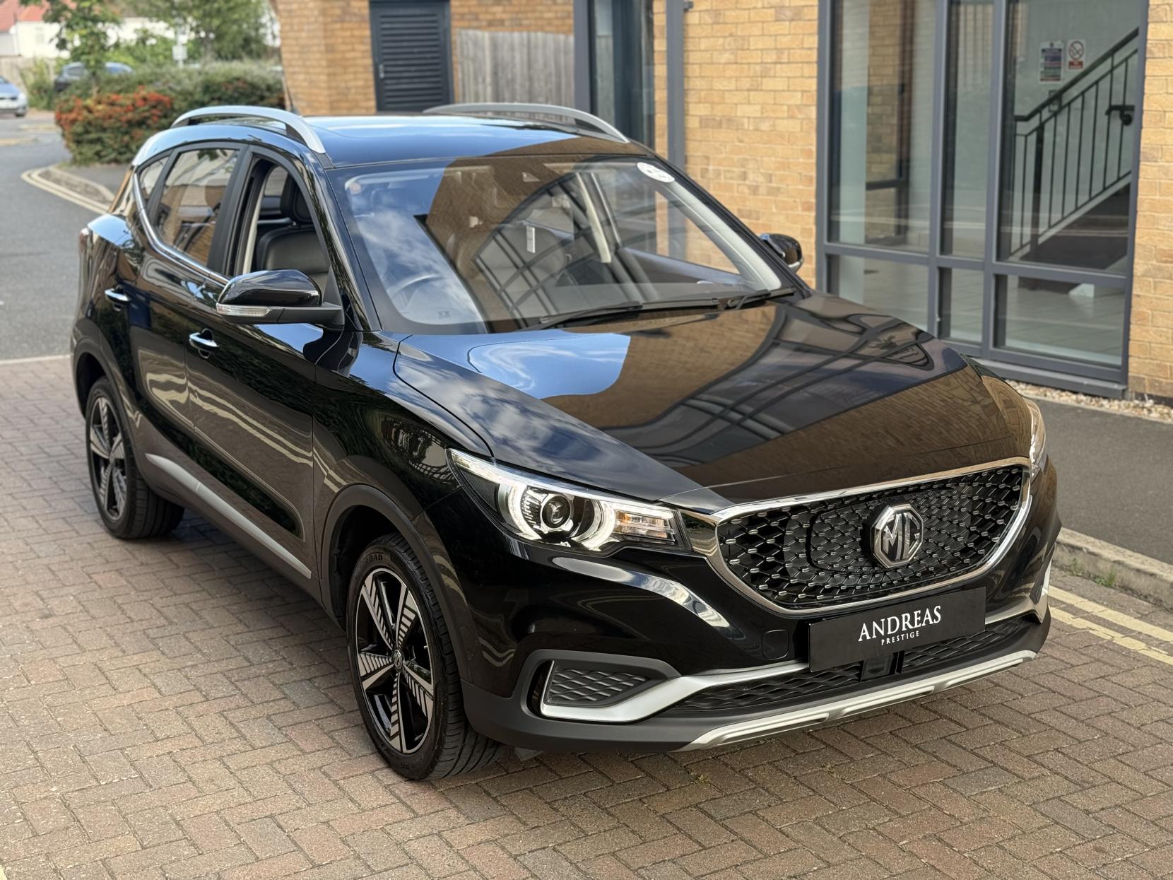 MG MG ZS 44.5kWh Exclusive SUV 5dr Electric Auto (143 ps)