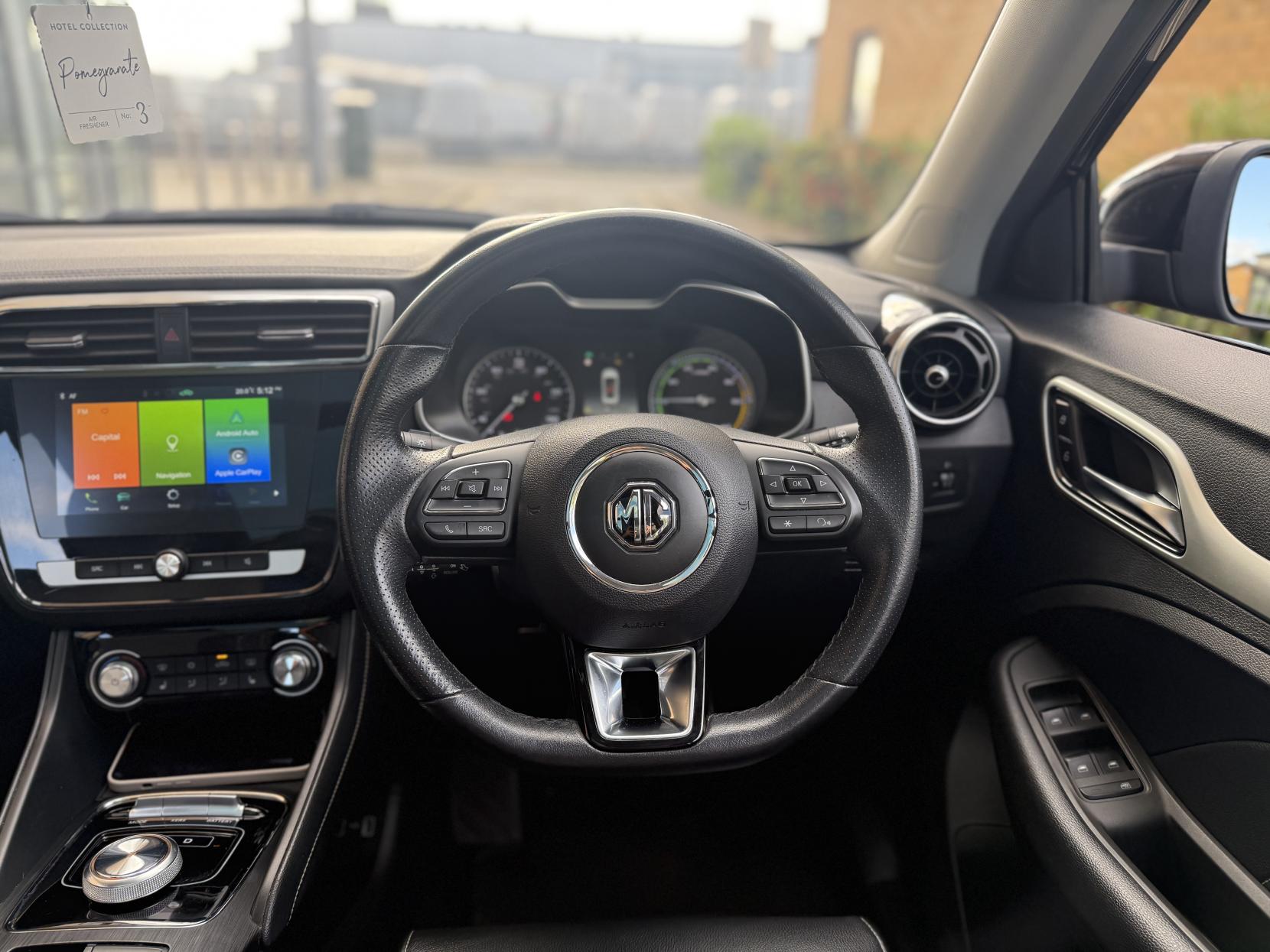 MG MG ZS 44.5kWh Exclusive SUV 5dr Electric Auto (143 ps)