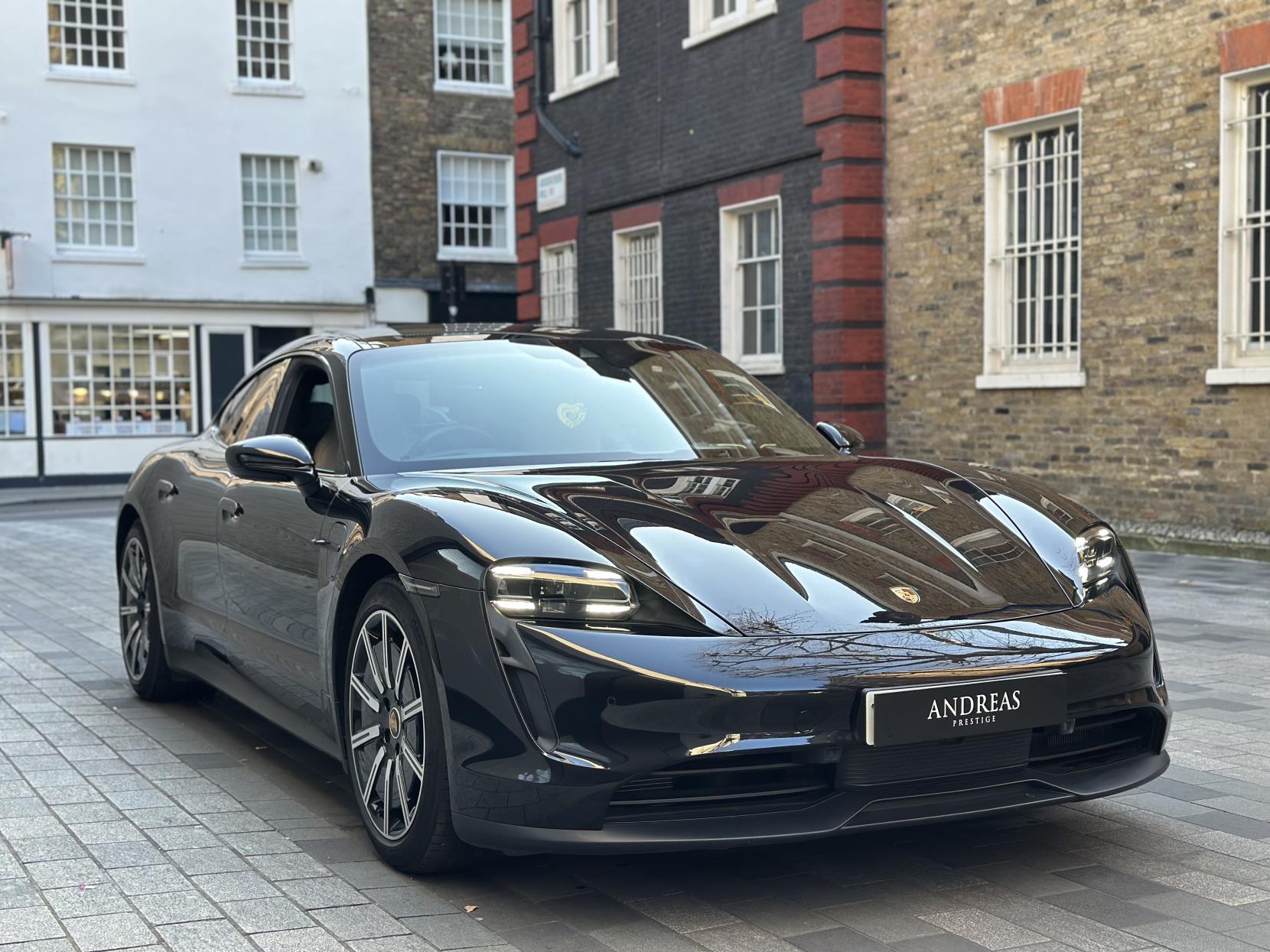 Porsche Taycan Performance Plus 93.4kWh Saloon 4dr Electric Auto RWD (476 ps)