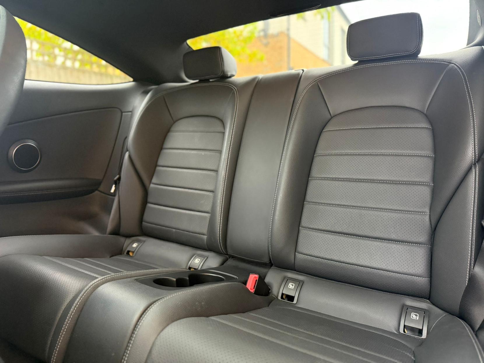 Mercedes-Benz C Class 2.0 C200 AMG Line (Premium) Coupe 2dr Petrol G-Tronic+ Euro 6 (s/s) (184 ps)