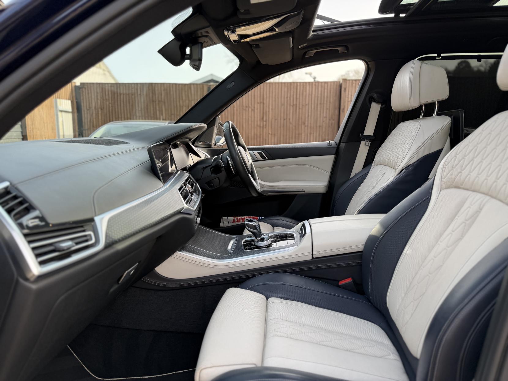 BMW X5 3.0 M50d SUV 5dr Diesel Auto xDrive Euro 6 (s/s) (400 ps)