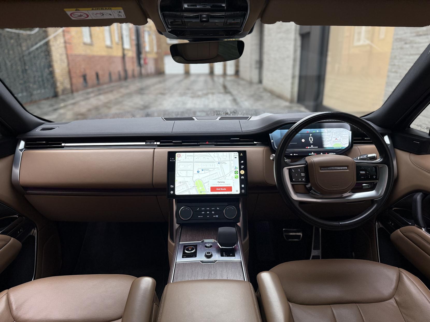 Land Rover Range Rover 3.0 D300 MHEV SE SUV 5dr Diesel Auto 4WD Euro 6 (s/s) (300 ps)