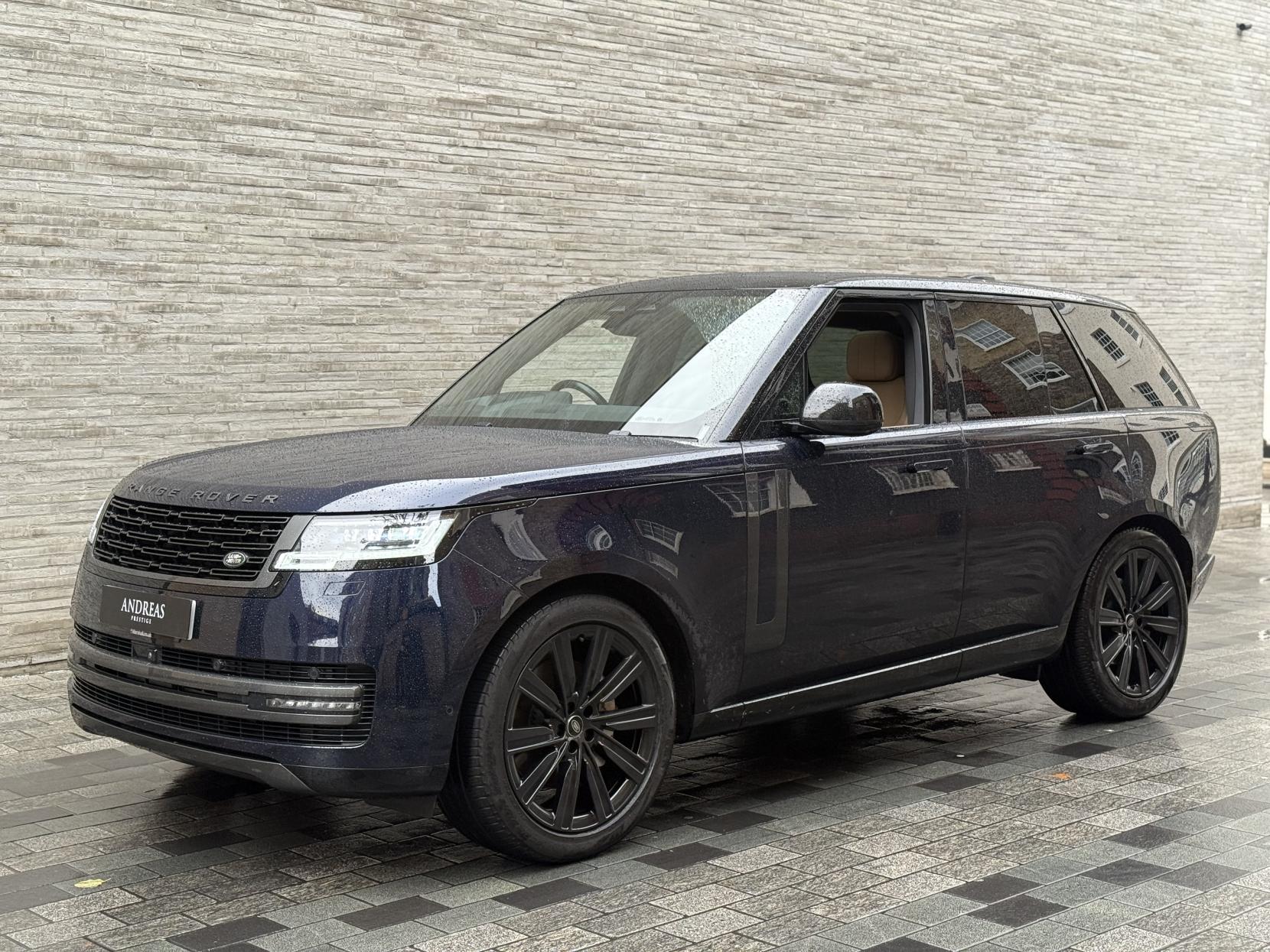 Land Rover Range Rover 3.0 D300 MHEV SE SUV 5dr Diesel Auto 4WD Euro 6 (s/s) (300 ps)