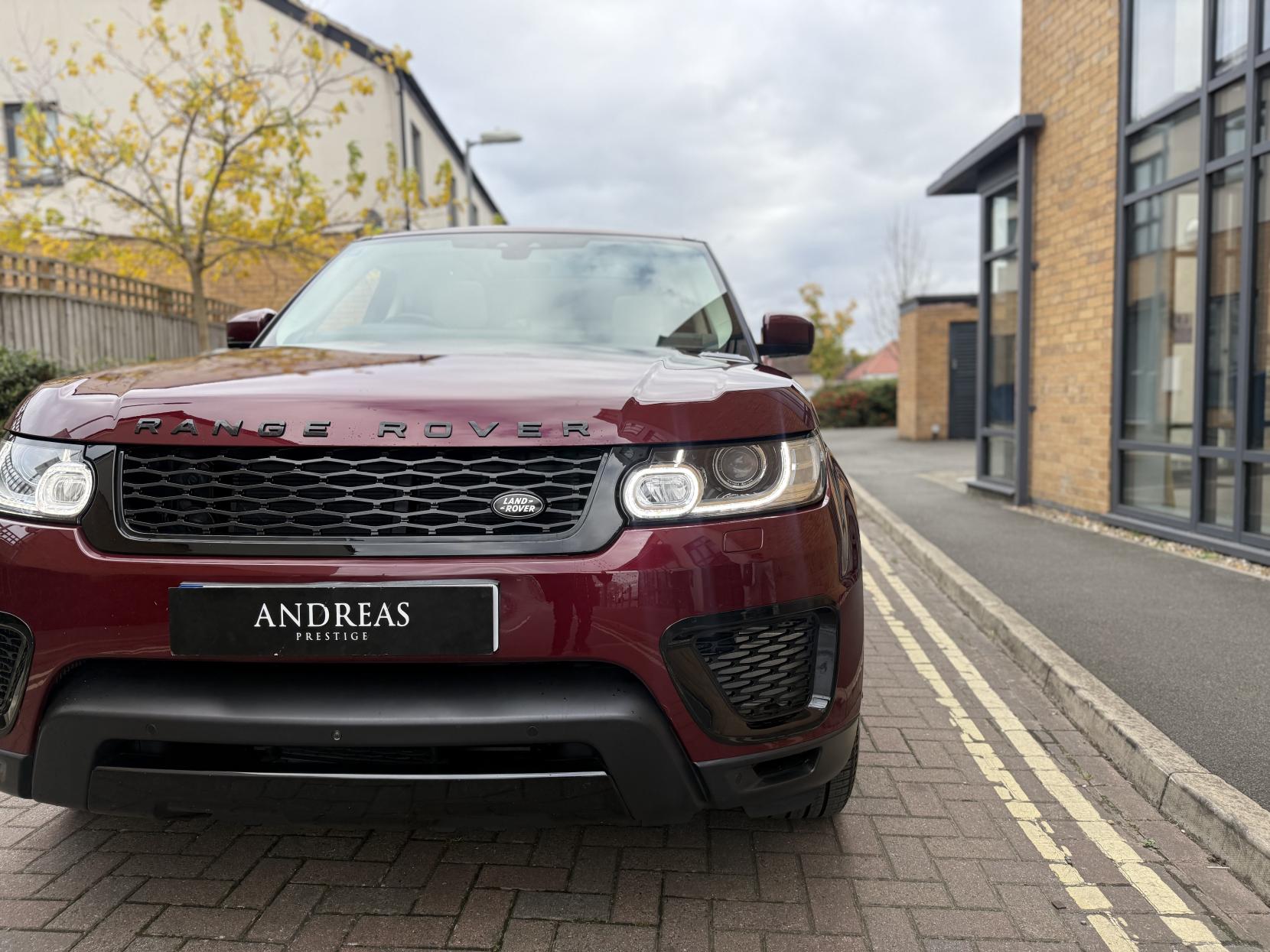 Land Rover Range Rover Sport 3.0 SD V6 HSE SUV 5dr Diesel Auto 4WD Euro 6 (s/s) (306 ps)