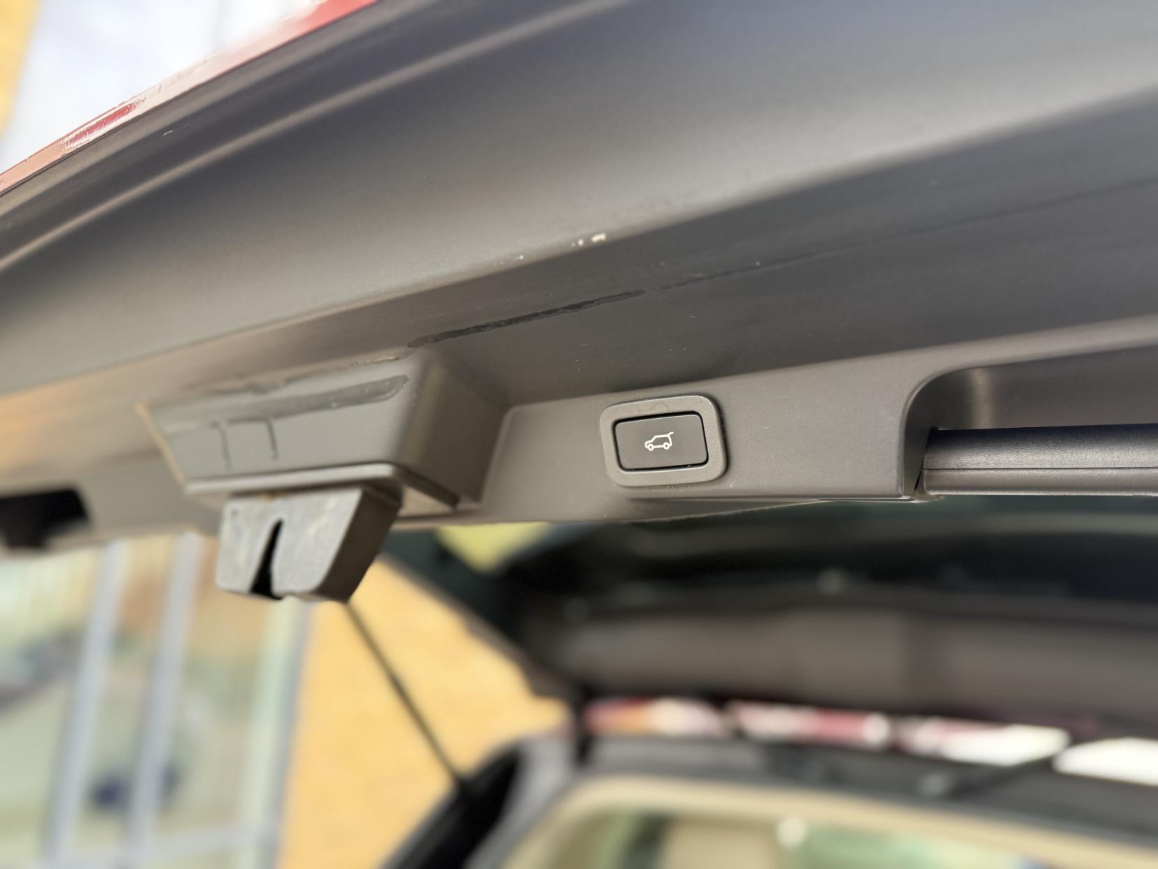 Land Rover Range Rover Sport 3.0 SD V6 HSE SUV 5dr Diesel Auto 4WD Euro 6 (s/s) (306 ps)