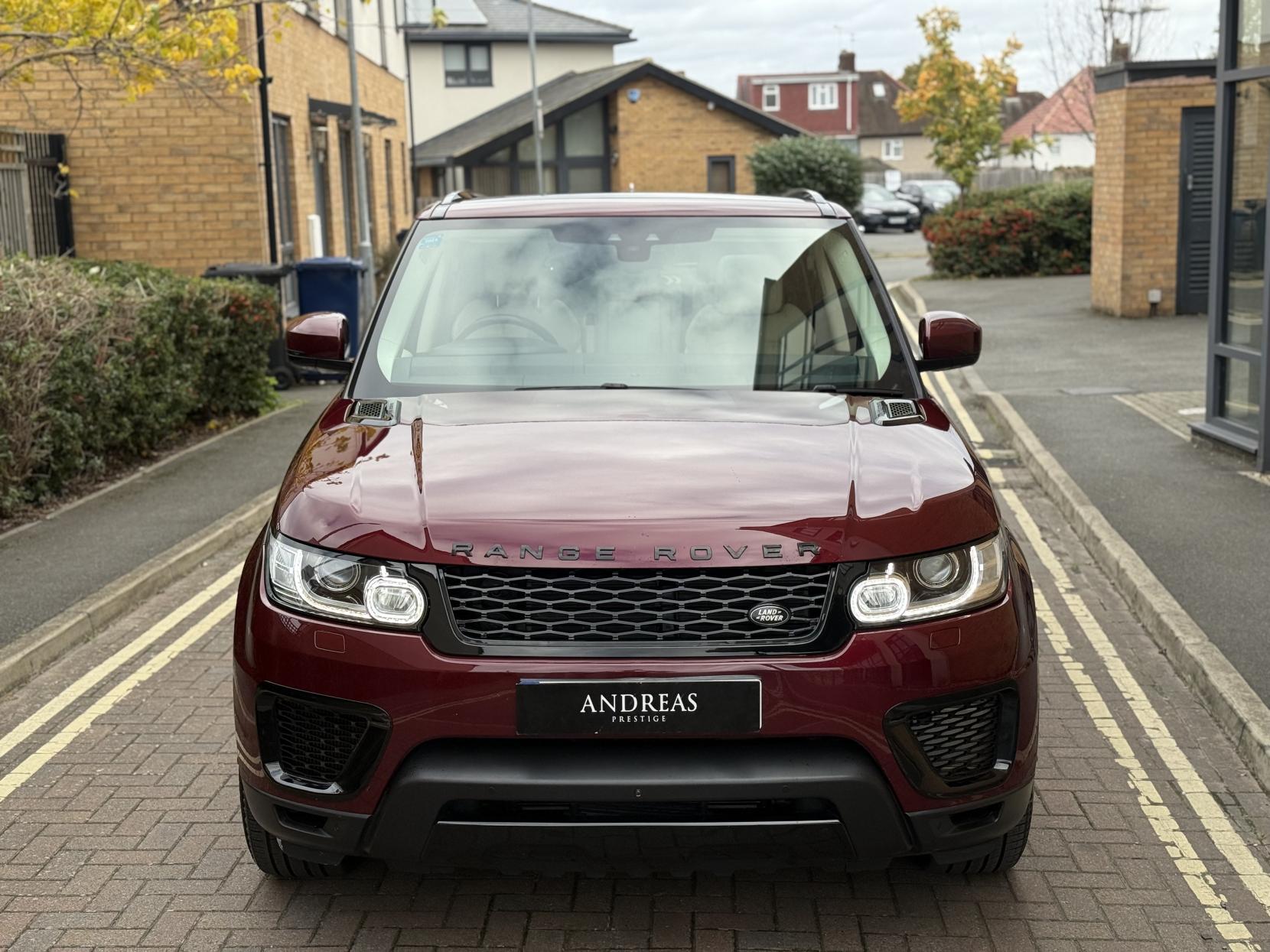 Land Rover Range Rover Sport 3.0 SD V6 HSE SUV 5dr Diesel Auto 4WD Euro 6 (s/s) (306 ps)