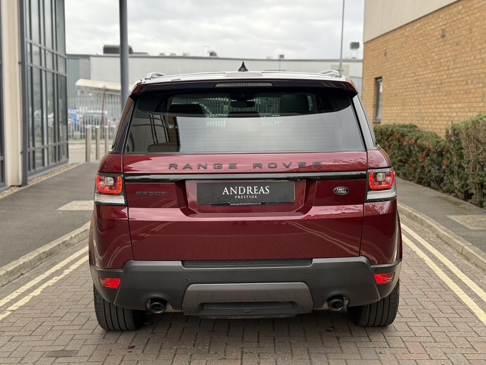 Land Rover Range Rover Sport 3.0 SD V6 HSE SUV 5dr Diesel Auto 4WD Euro 6 (s/s) (306 ps)