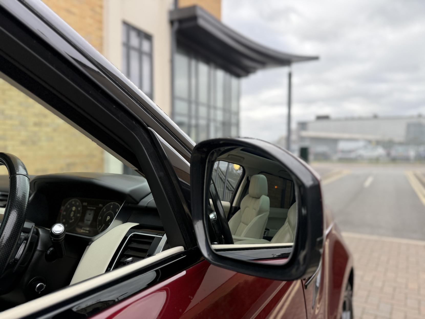 Land Rover Range Rover Sport 3.0 SD V6 HSE SUV 5dr Diesel Auto 4WD Euro 6 (s/s) (306 ps)