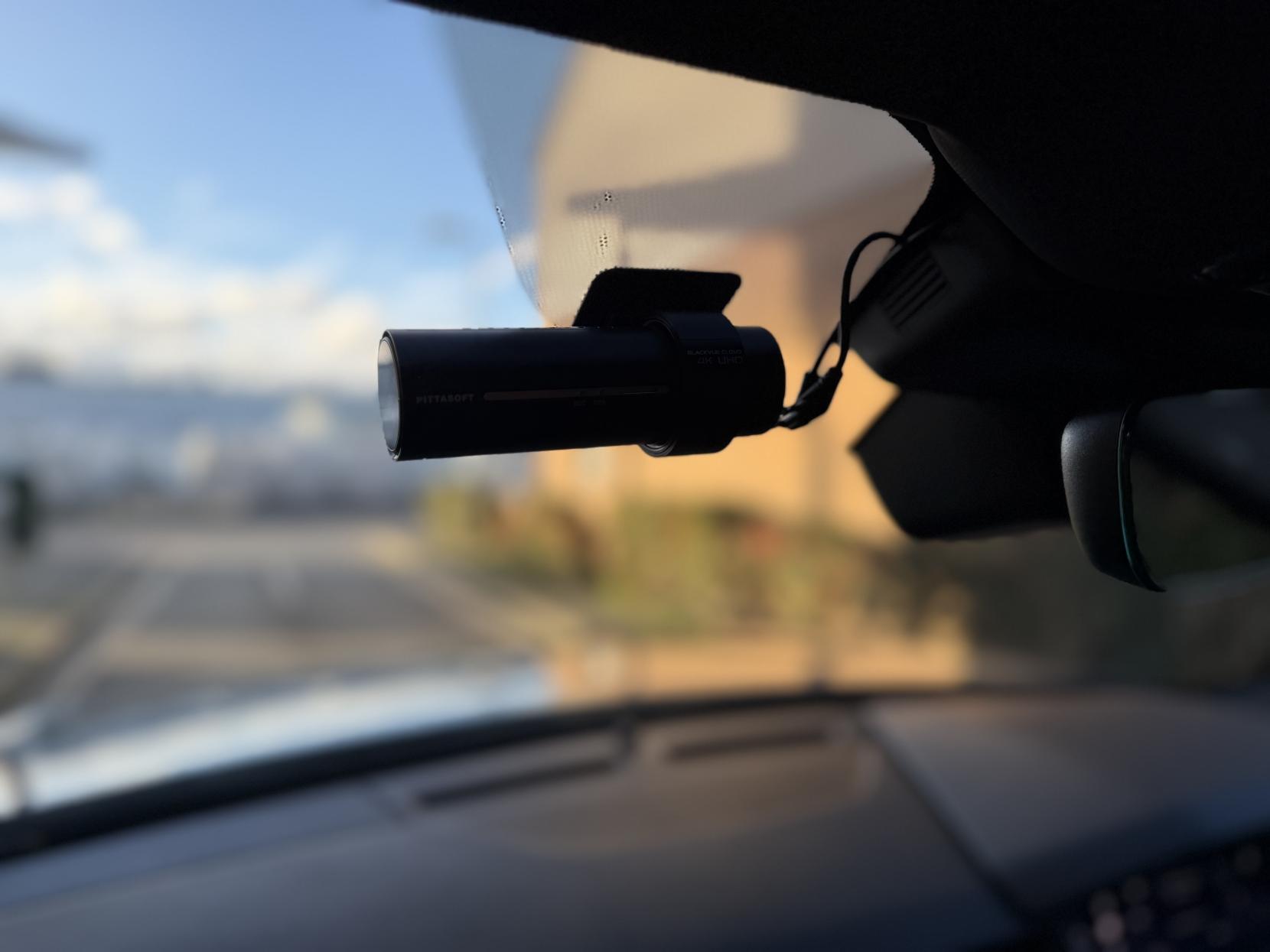 Land Rover Range Rover Velar 2.0 D180 R-Dynamic SE SUV 5dr Diesel Auto 4WD Euro 6 (s/s) (180 ps)