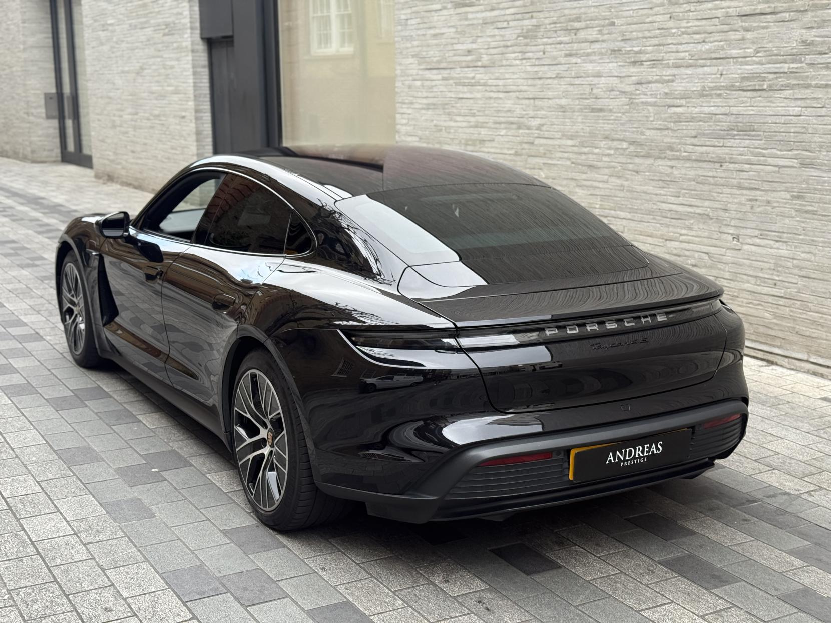 Porsche Taycan Performance Plus 93.4kWh 4S Saloon 4dr Electric Auto 4WD (571 ps)