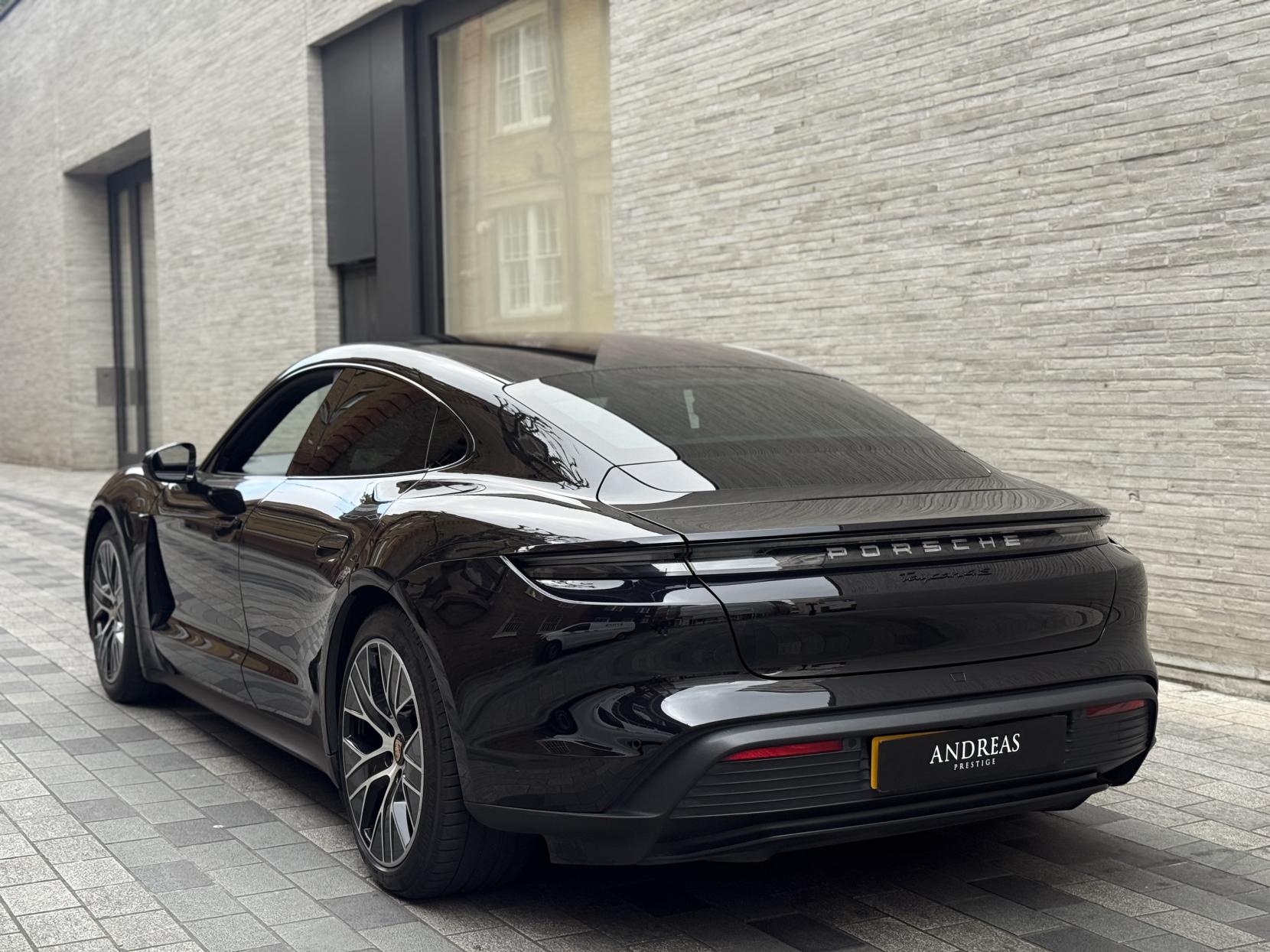 Porsche Taycan Performance Plus 93.4kWh 4S Saloon 4dr Electric Auto 4WD (571 ps)