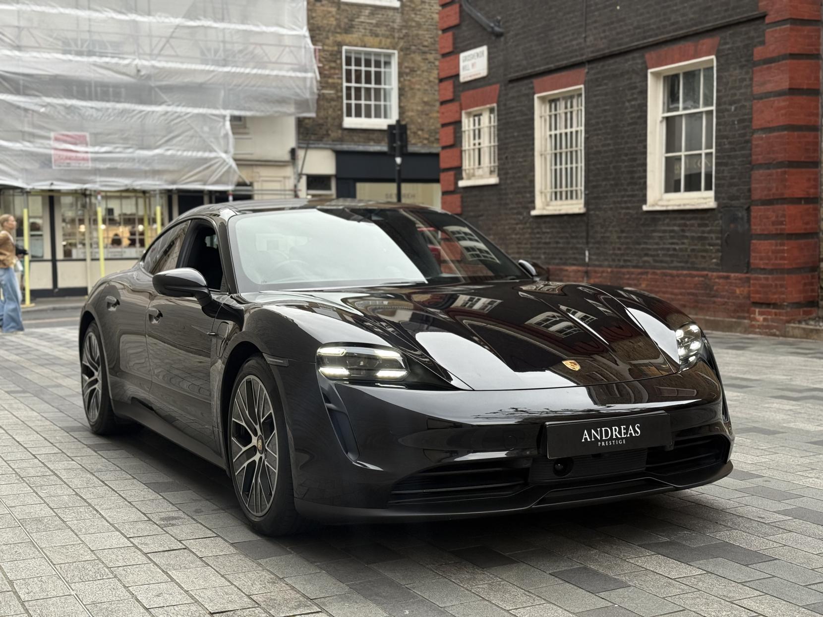 Porsche Taycan Performance Plus 93.4kWh 4S Saloon 4dr Electric Auto 4WD (571 ps)