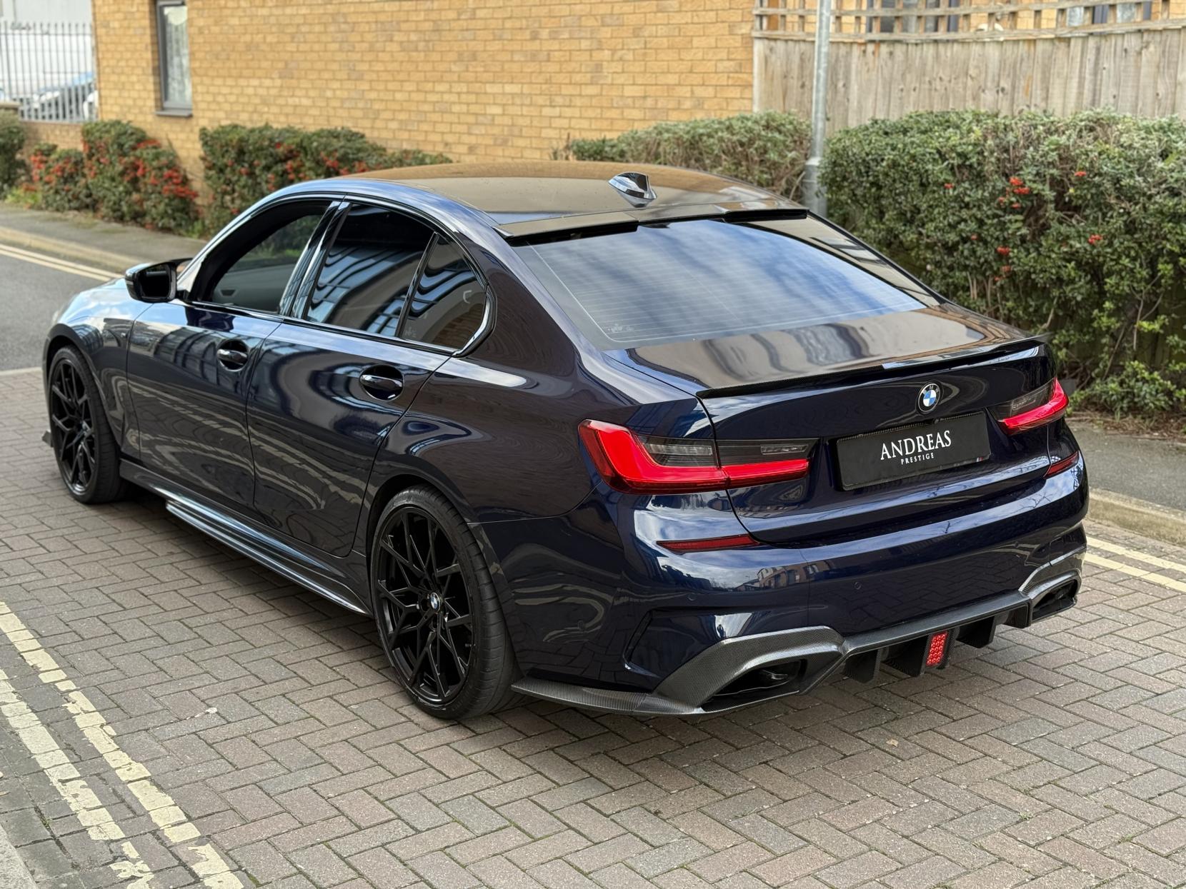 BMW 3 Series 3.0 M340i Saloon 4dr Petrol Auto xDrive Euro 6 (s/s) (374 ps)