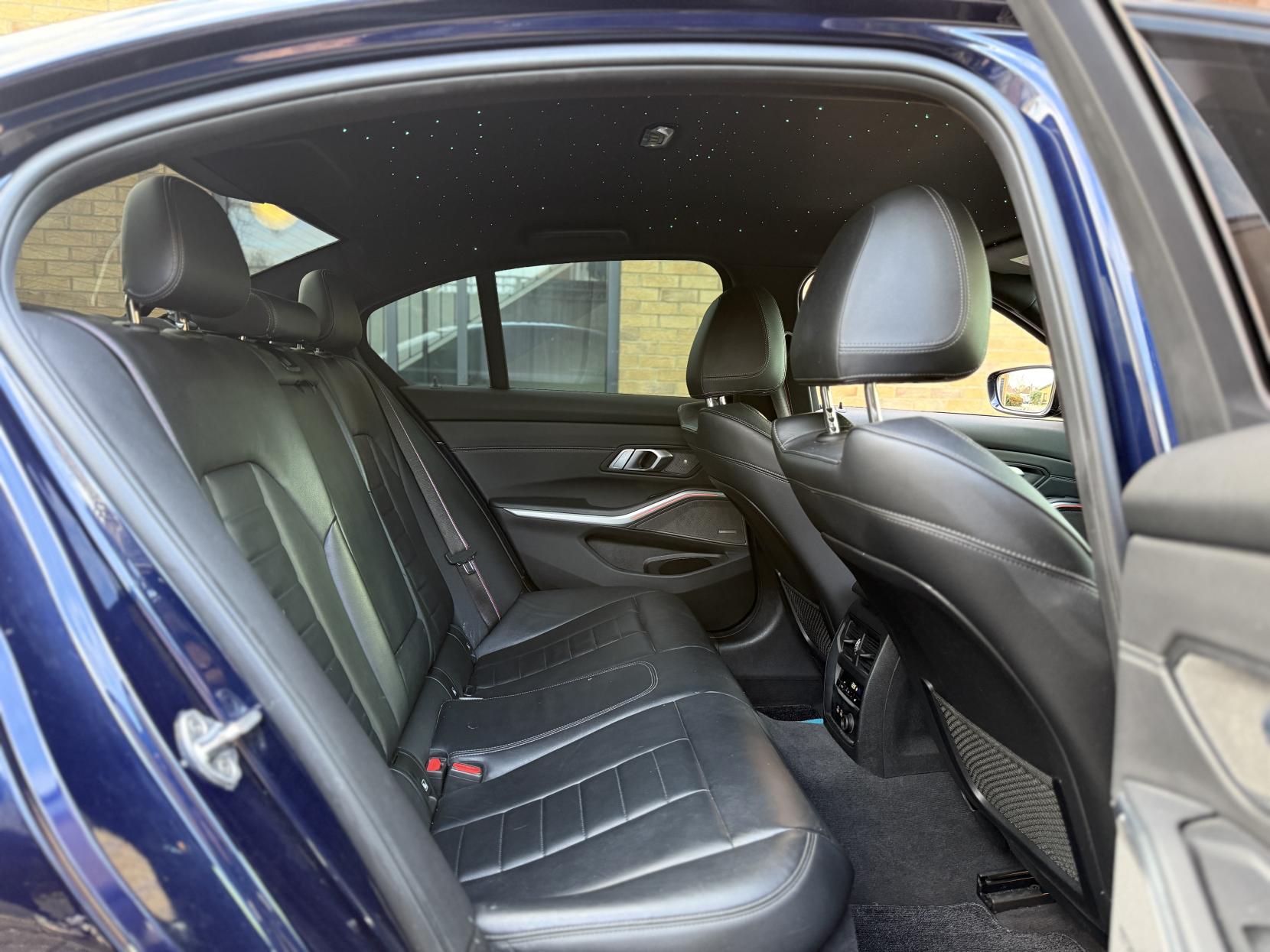 BMW 3 Series 3.0 M340i Saloon 4dr Petrol Auto xDrive Euro 6 (s/s) (374 ps)