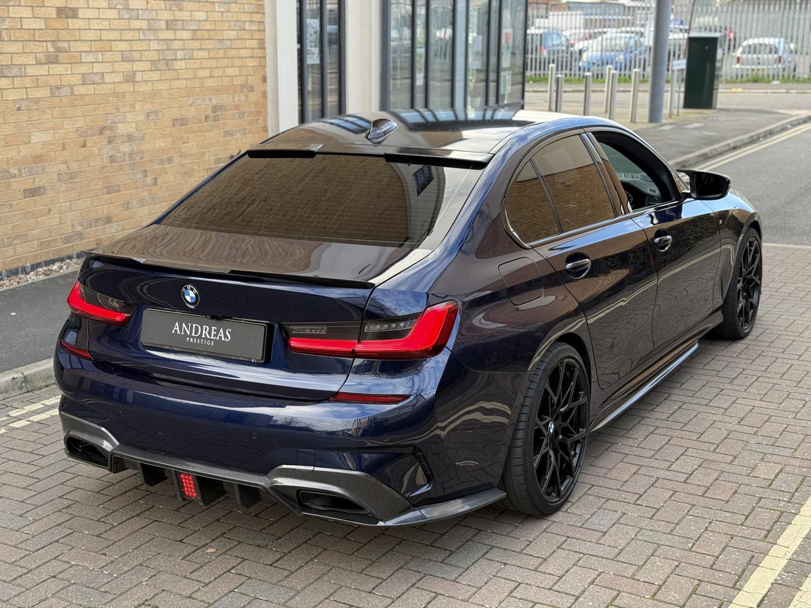 BMW 3 Series 3.0 M340i Saloon 4dr Petrol Auto xDrive Euro 6 (s/s) (374 ps)