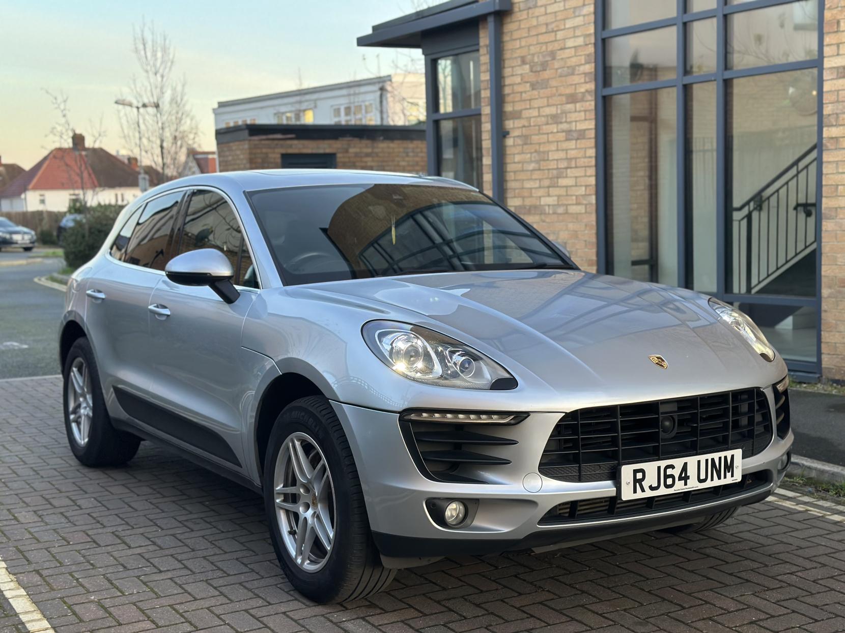 Porsche Macan 3.0 TD V6 S SUV 5dr Diesel PDK 4WD Euro 6 (s/s) (258 ps)