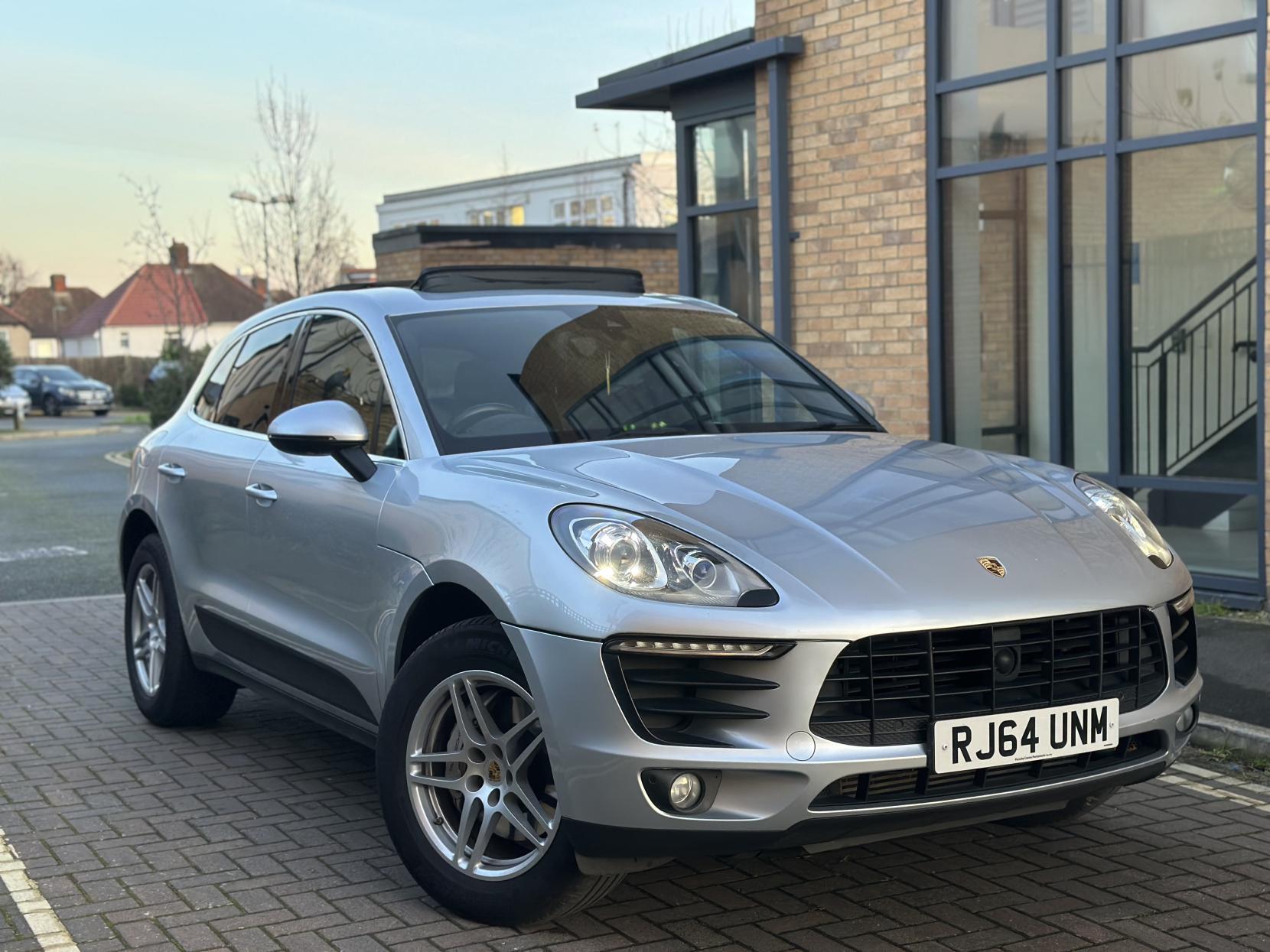 Porsche Macan 3.0 TD V6 S SUV 5dr Diesel PDK 4WD Euro 6 (s/s) (258 ps)