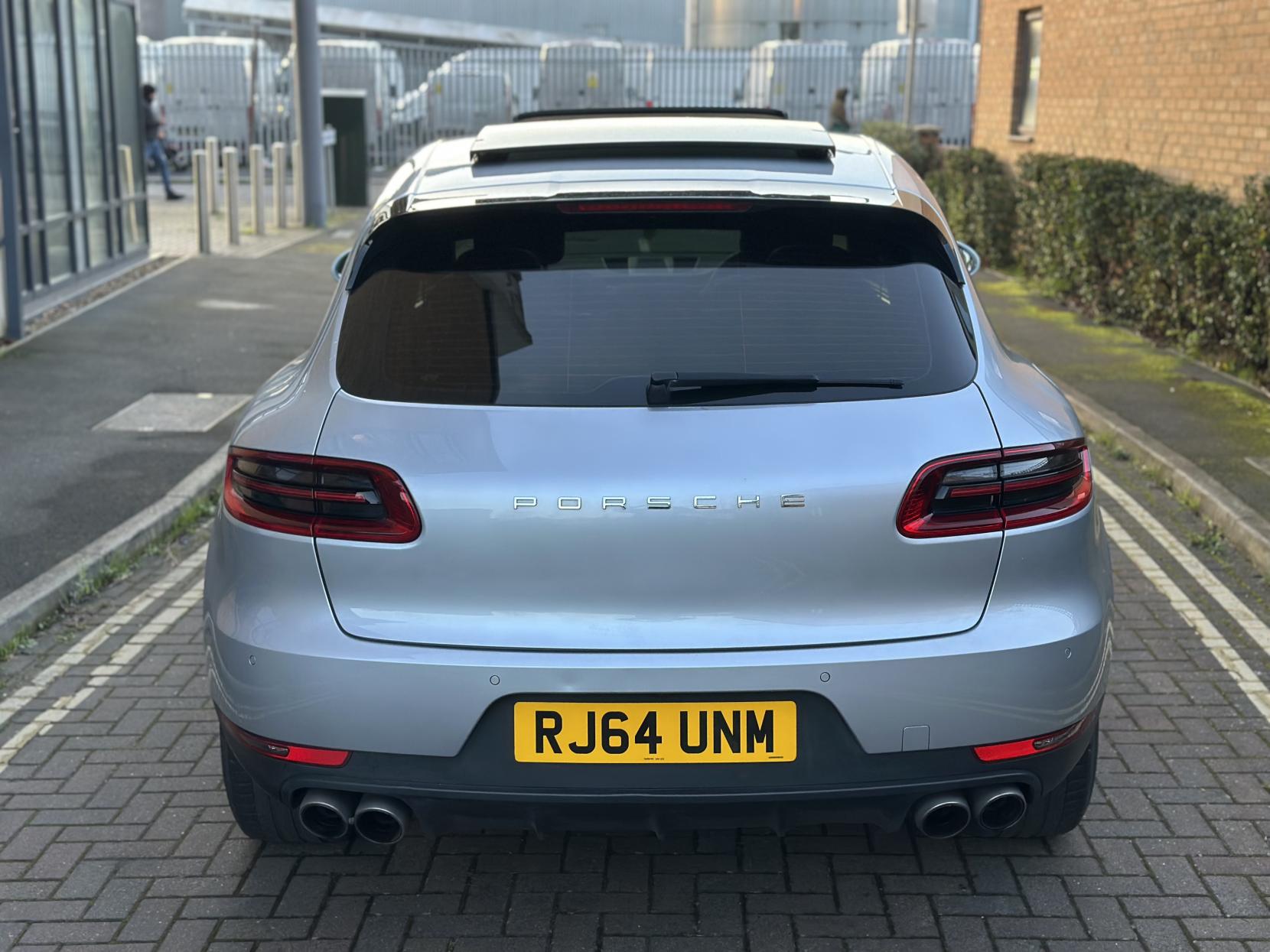 Porsche Macan 3.0 TD V6 S SUV 5dr Diesel PDK 4WD Euro 6 (s/s) (258 ps)