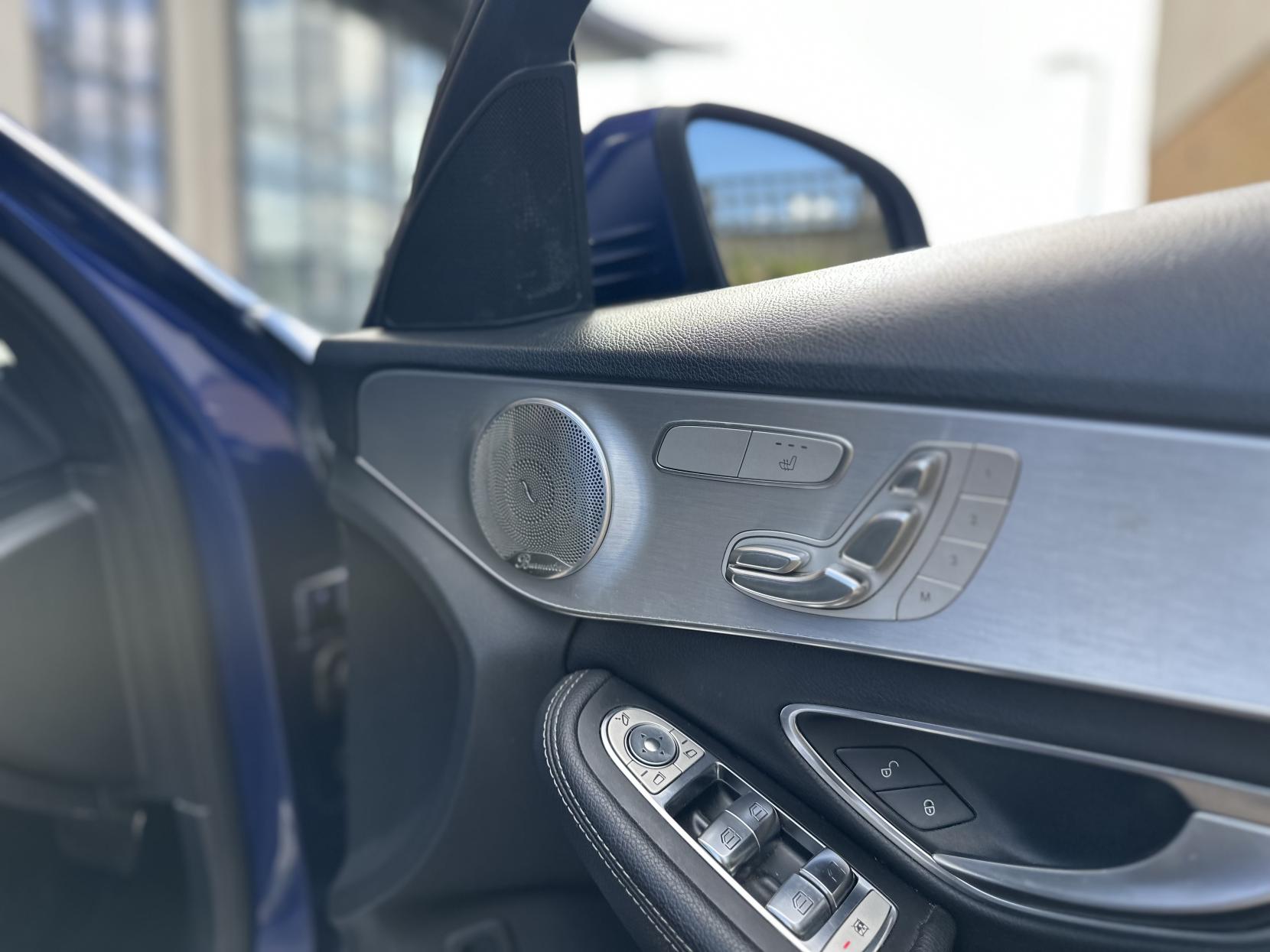 Mercedes-Benz C Class 2.1 C300dh AMG Line (Premium Plus) Saloon 4dr Diesel Hybrid G-Tronic+ Euro 6 (s/s) (231 ps)