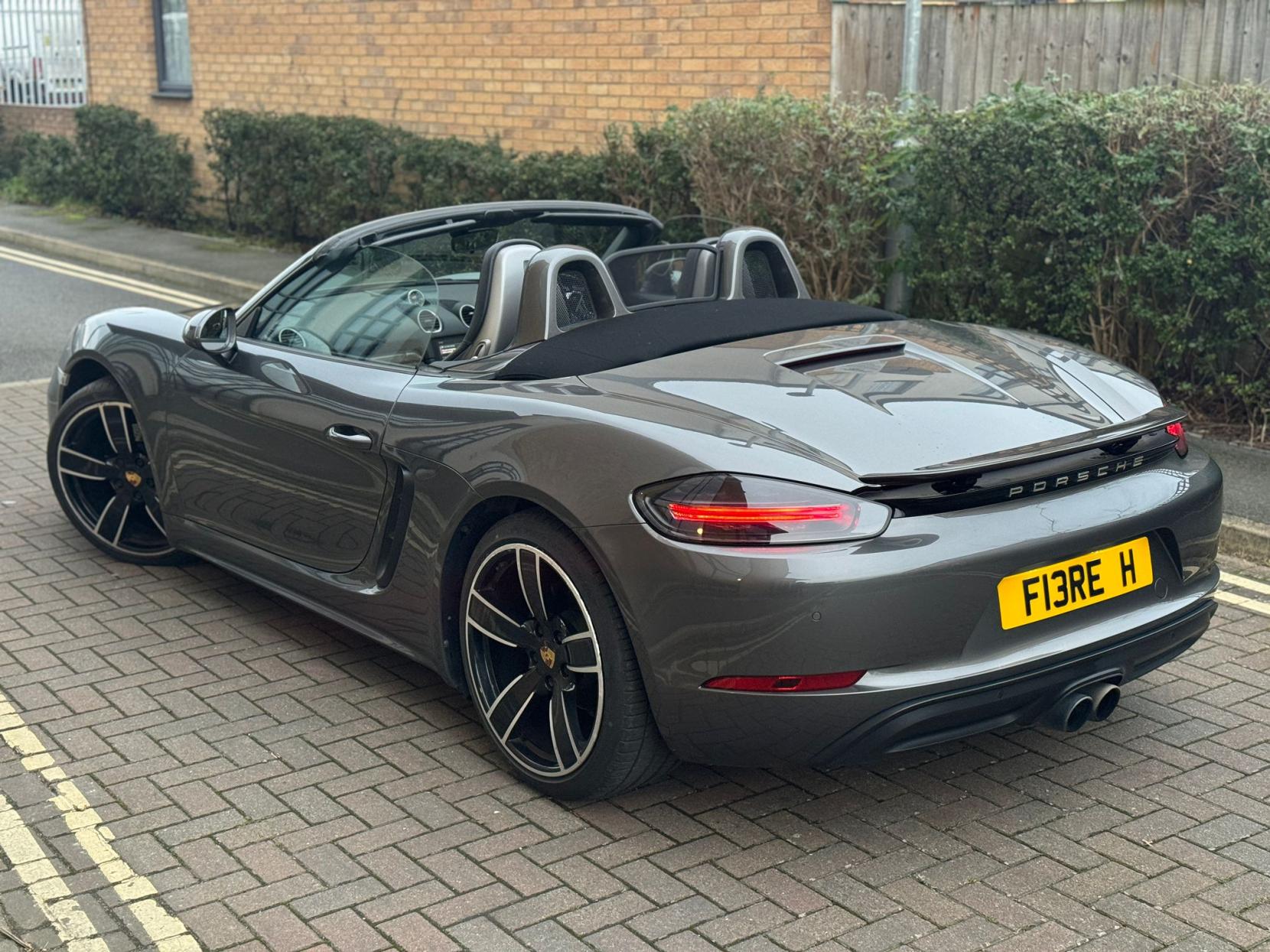 Porsche 718 Boxster 2.0T Convertible 2dr Petrol PDK Euro 6 (s/s) (300 ps)