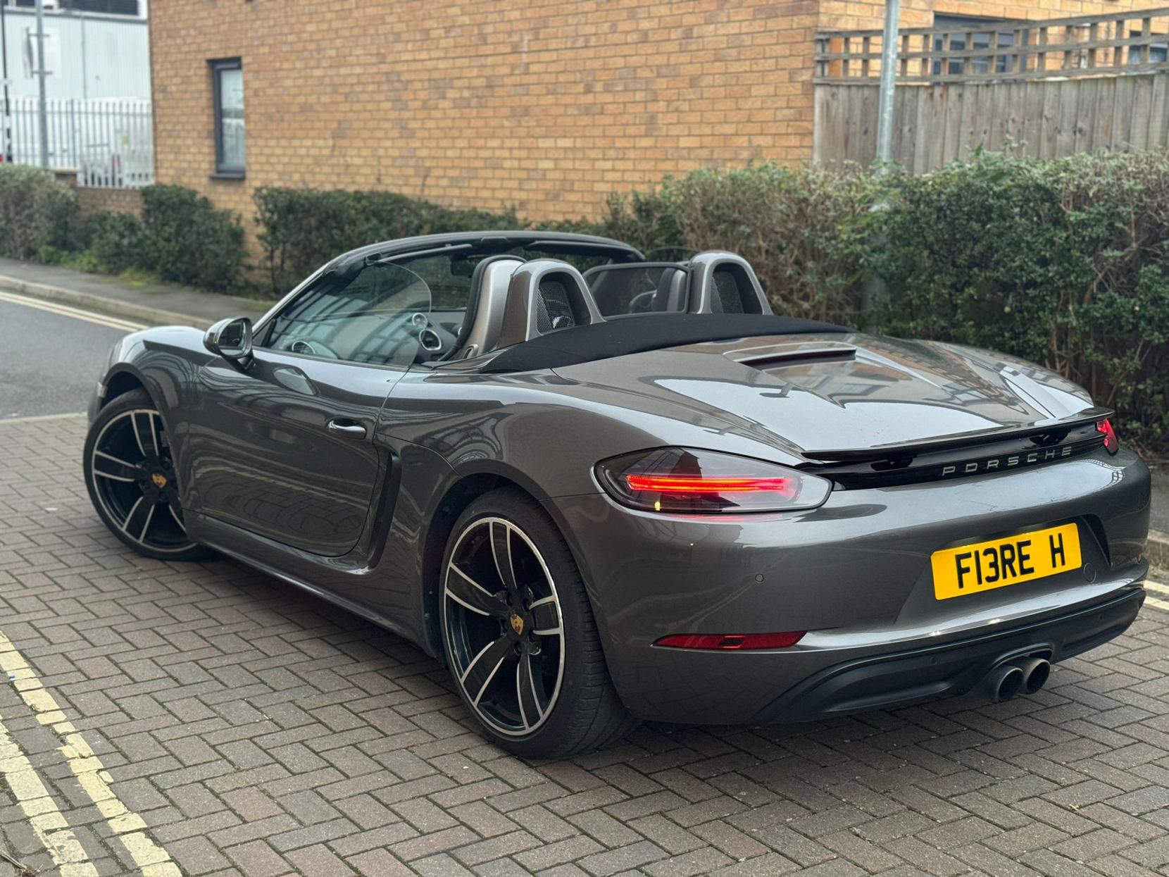 Porsche 718 Boxster 2.0T Convertible 2dr Petrol PDK Euro 6 (s/s) (300 ps)