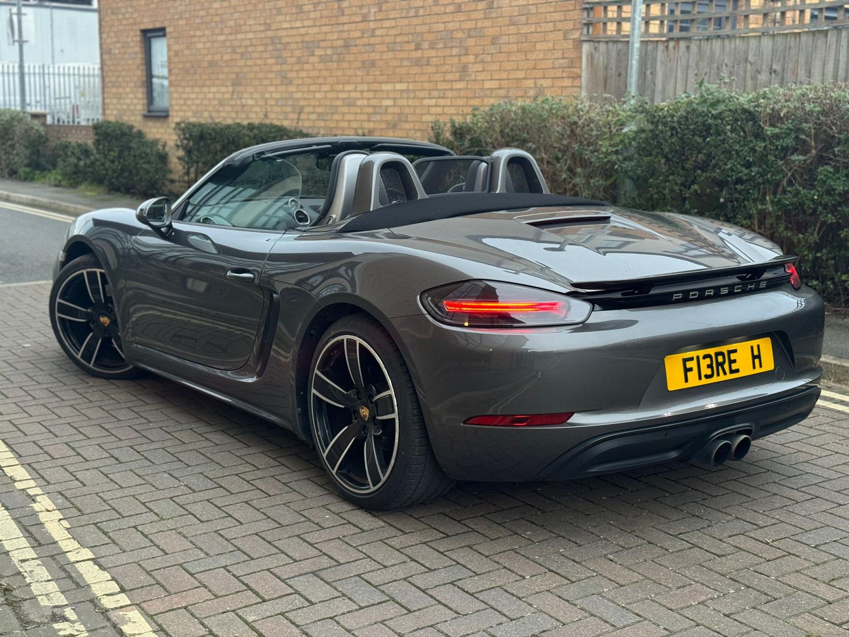 Porsche 718 Boxster 2.0T Convertible 2dr Petrol PDK Euro 6 (s/s) (300 ps)