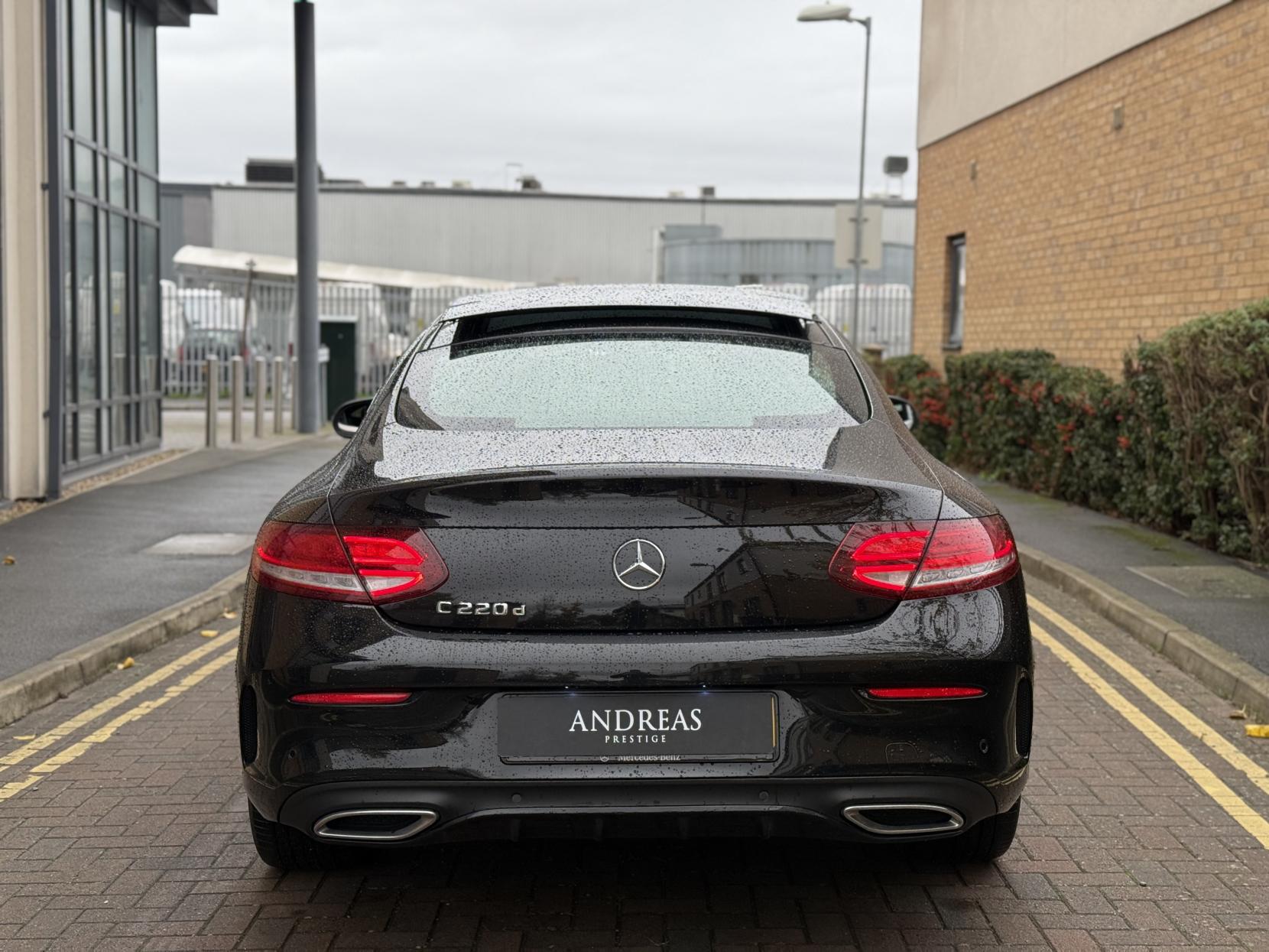 Mercedes-Benz C Class 2.1 C220d AMG Line (Premium) Coupe 2dr Diesel G-Tronic+ Euro 6 (s/s) (170 ps)