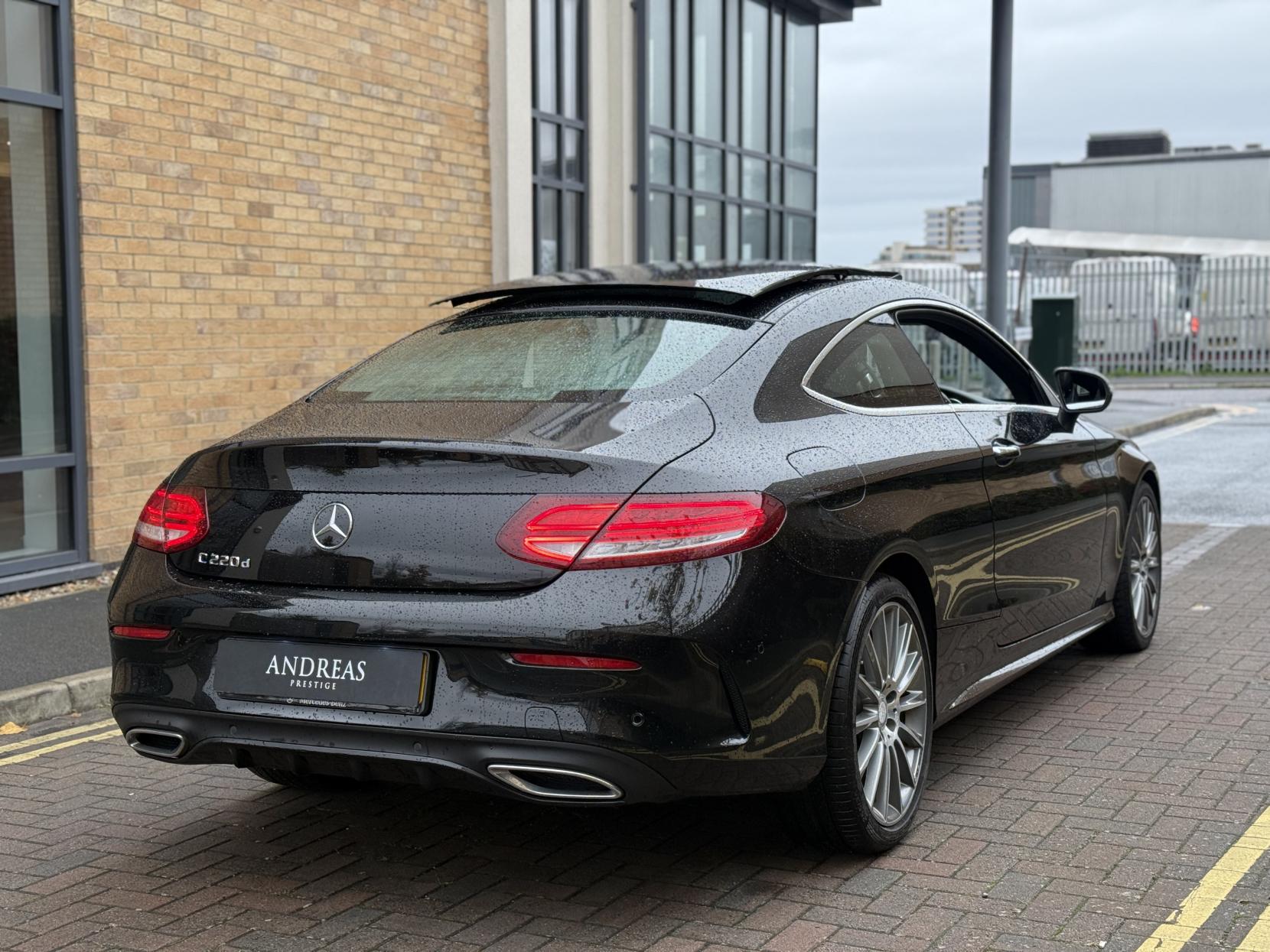 Mercedes-Benz C Class 2.1 C220d AMG Line (Premium) Coupe 2dr Diesel G-Tronic+ Euro 6 (s/s) (170 ps)