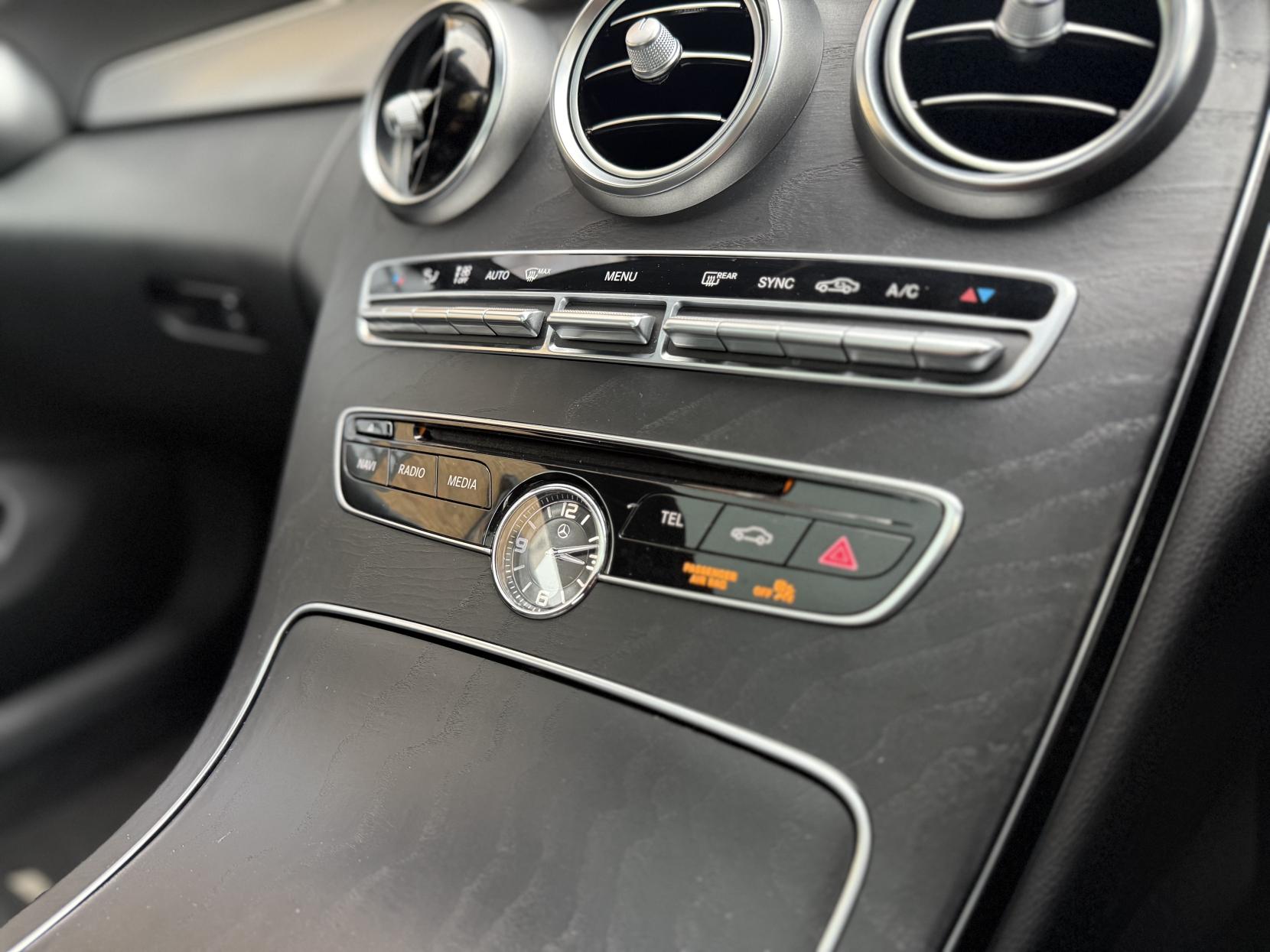 Mercedes-Benz C Class 2.1 C220d AMG Line (Premium) Coupe 2dr Diesel G-Tronic+ Euro 6 (s/s) (170 ps)