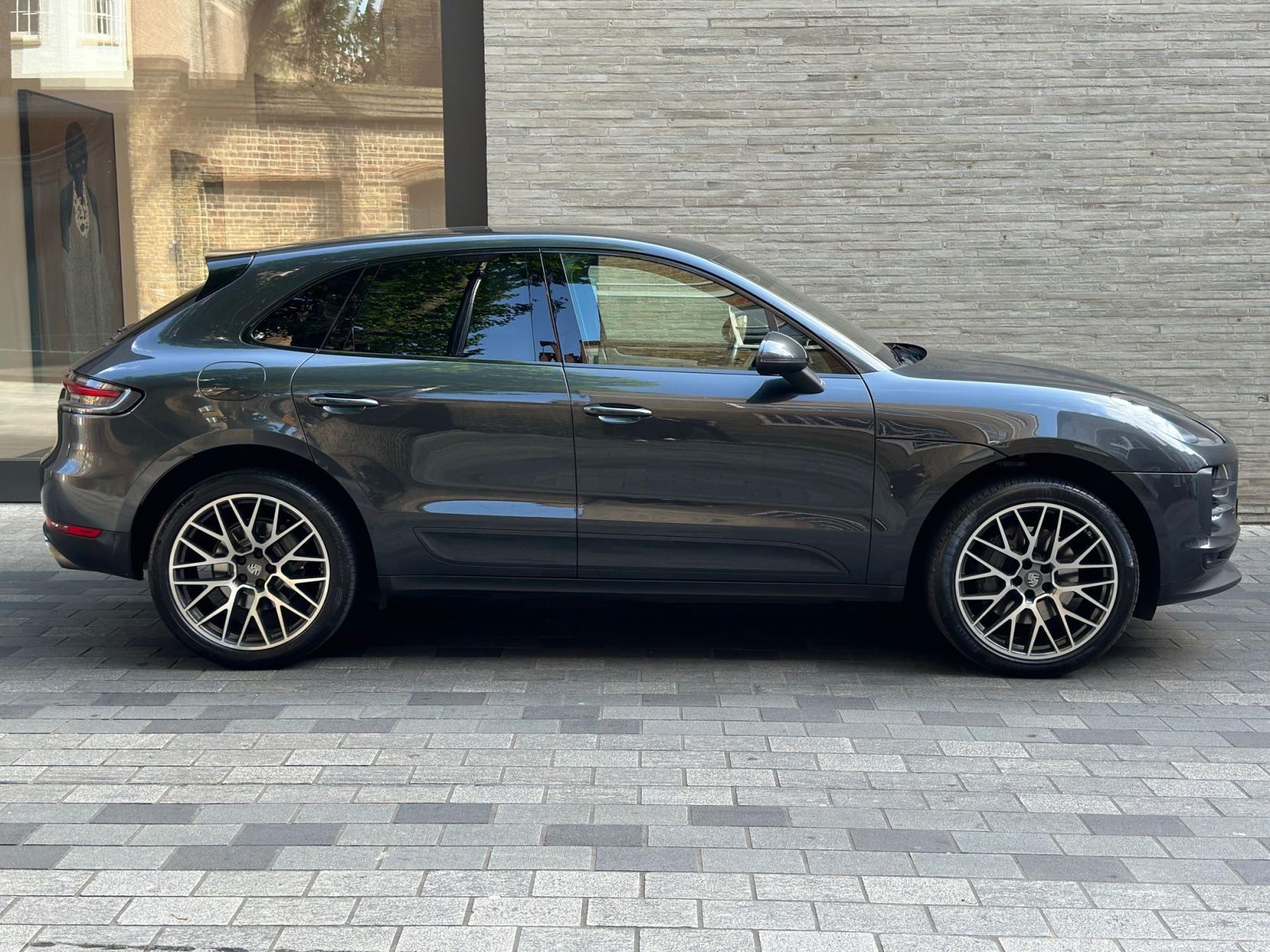 Porsche Macan 3.0T V6 S SUV 5dr Petrol PDK 4WD Euro 6 (s/s) (354 ps)