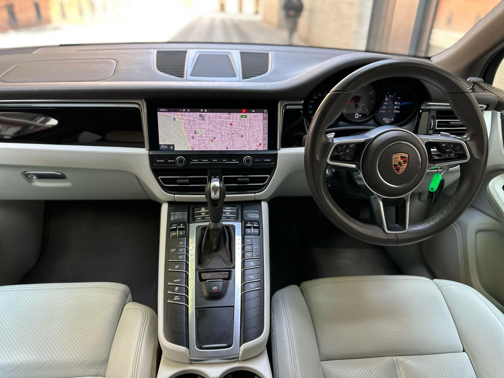 Porsche Macan 3.0T V6 S SUV 5dr Petrol PDK 4WD Euro 6 (s/s) (354 ps)