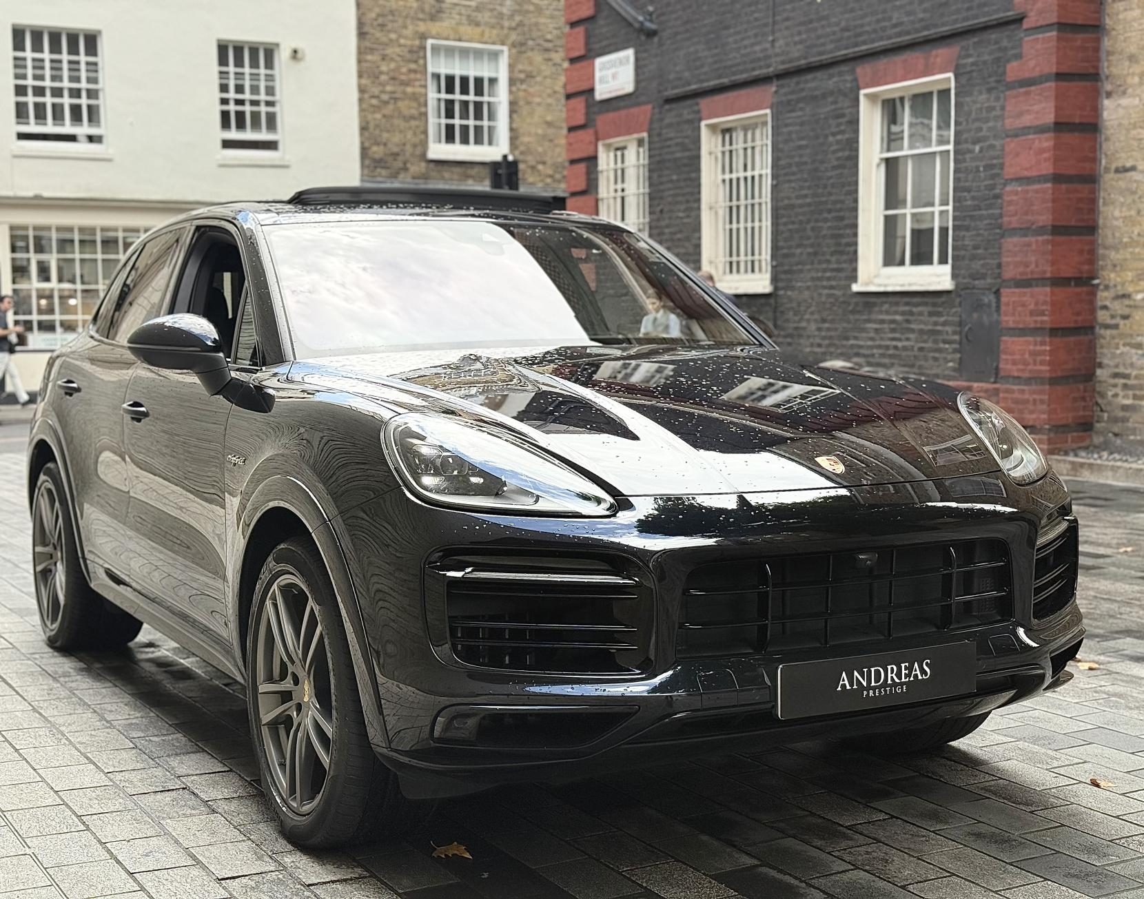 Porsche Cayenne 3.0 V6 E-Hybrid 14.1kWh SUV 5dr Petrol Plug-in Hybrid TiptronicS 4WD Euro 6 (s/s) (3.6kW Charger) (462 ps)
