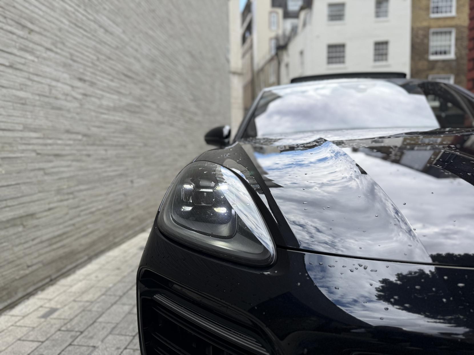 Porsche Cayenne 3.0 V6 E-Hybrid 14.1kWh SUV 5dr Petrol Plug-in Hybrid TiptronicS 4WD Euro 6 (s/s) (3.6kW Charger) (462 ps)