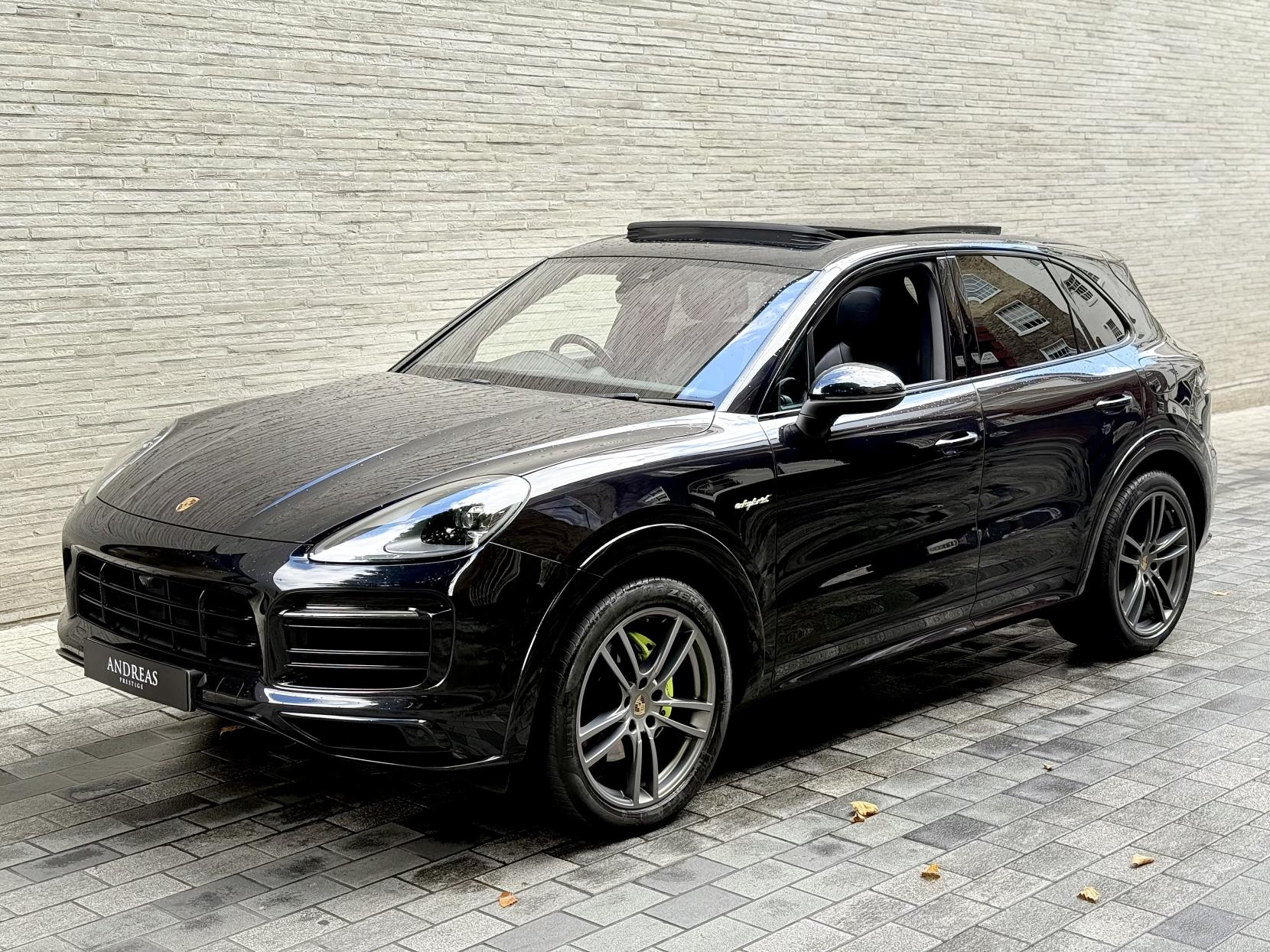 Porsche Cayenne 3.0 V6 E-Hybrid 14.1kWh SUV 5dr Petrol Plug-in Hybrid TiptronicS 4WD Euro 6 (s/s) (3.6kW Charger) (462 ps)