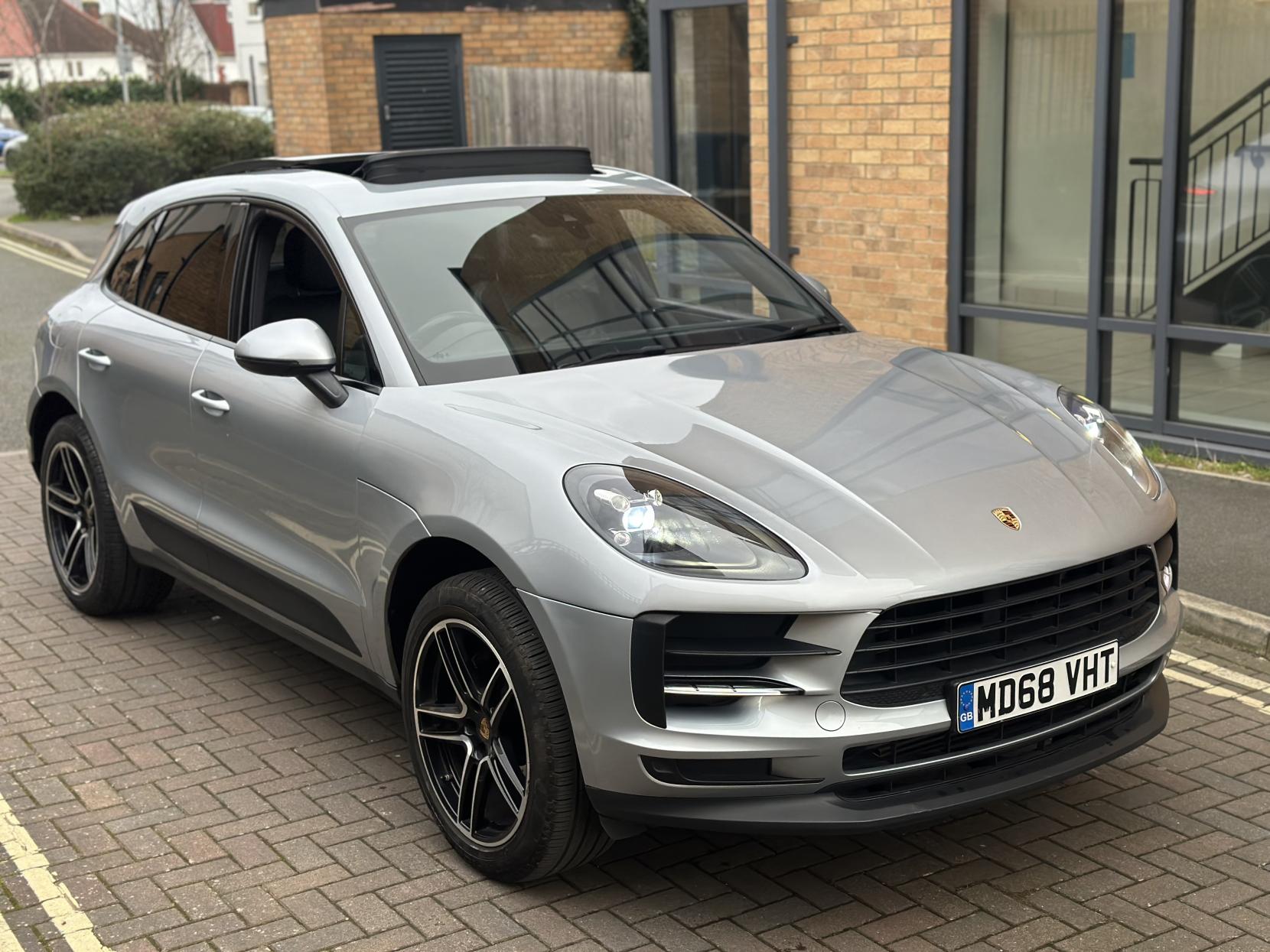 Porsche Macan 2.0T SUV 5dr Petrol PDK 4WD Euro 6 (s/s) (245 ps)