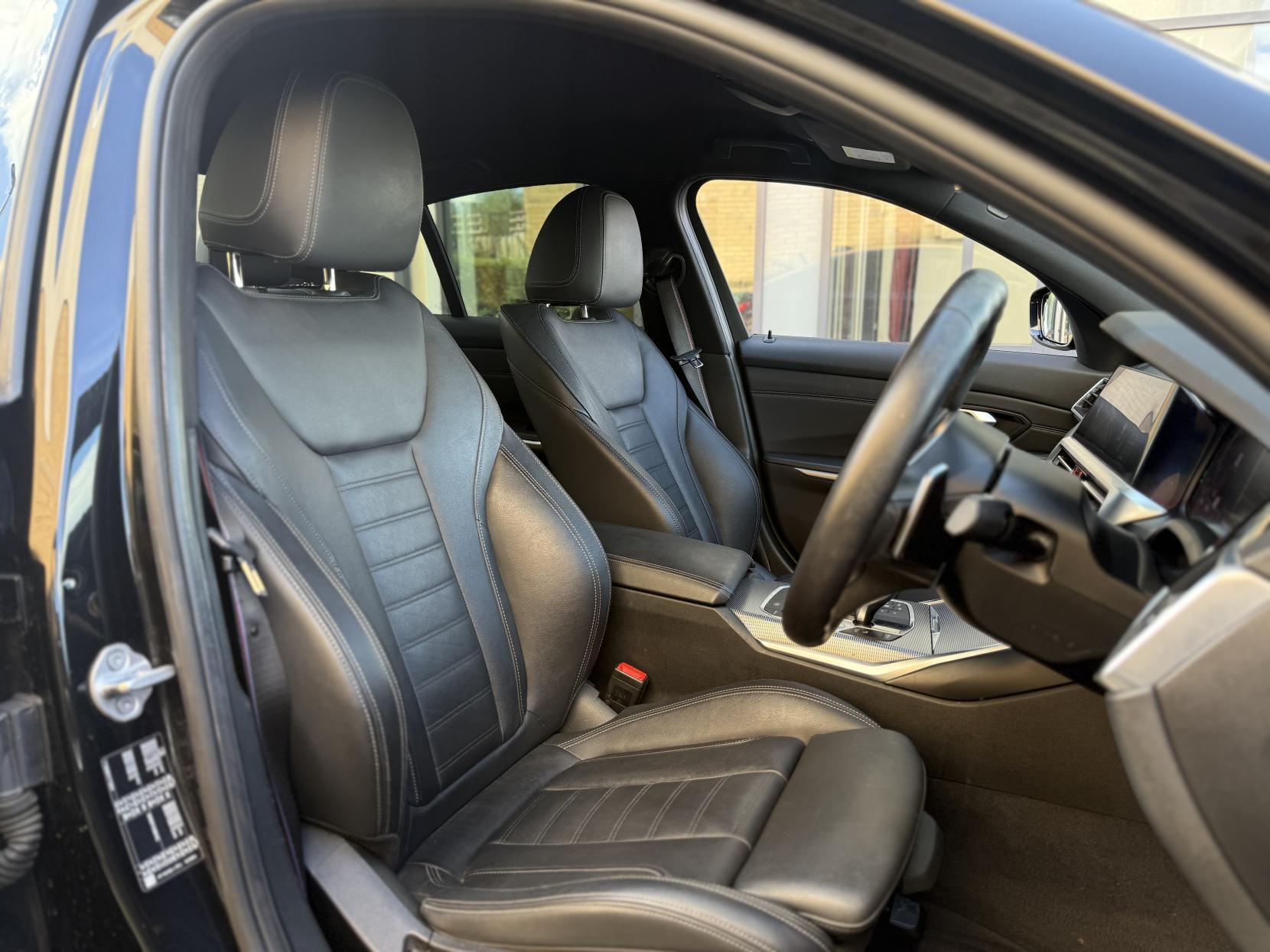 BMW 3 Series 2.0 320i M Sport Saloon 4dr Petrol Auto Euro 6 (s/s) (184 ps)