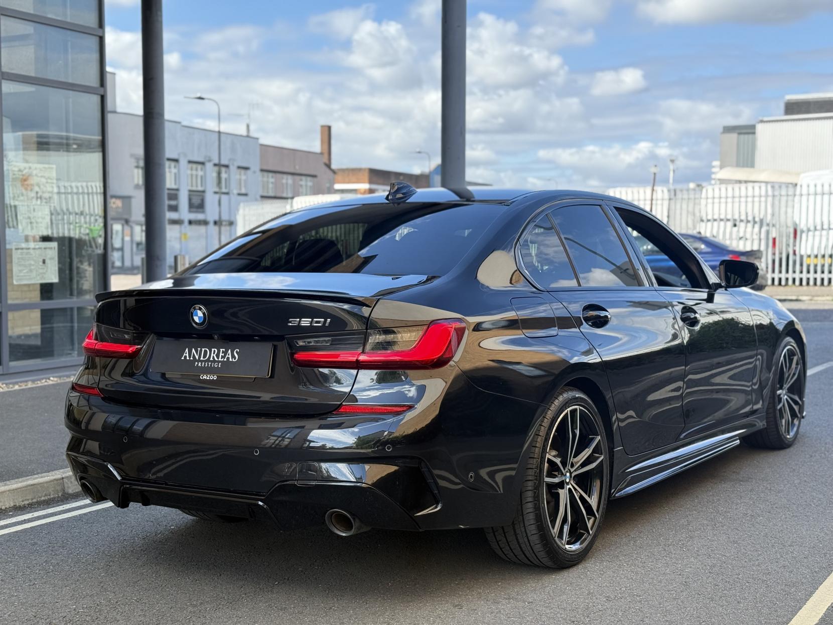 BMW 3 Series 2.0 320i M Sport Saloon 4dr Petrol Auto Euro 6 (s/s) (184 ps)