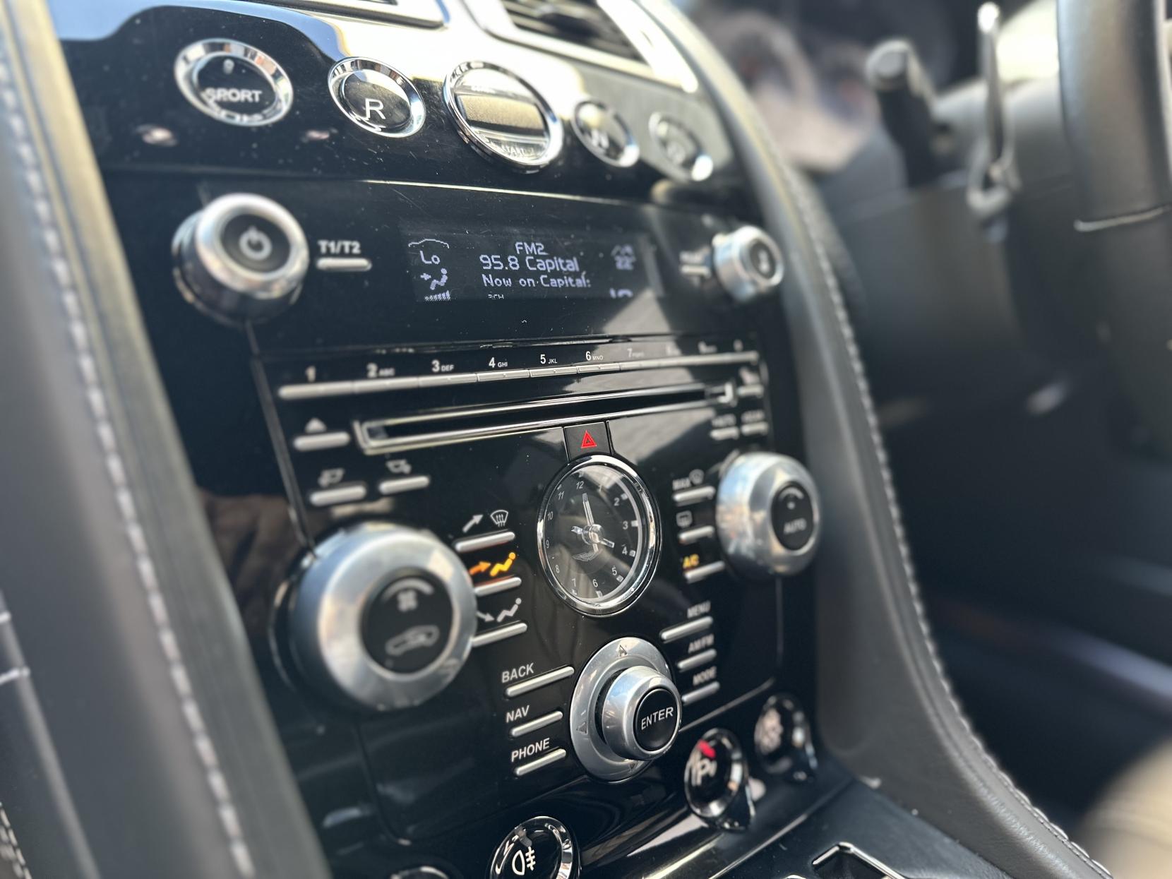 Aston Martin Vantage 4.7 V8 S Coupe 2dr Petrol Sportshift Euro 5 (430 bhp)