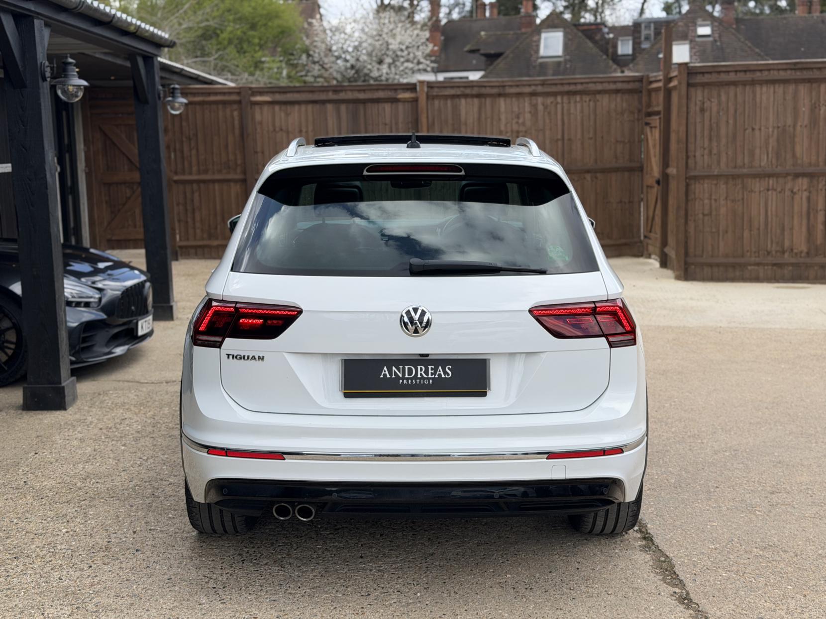 Volkswagen Tiguan 1.5 TSI EVO R-Line Tech SUV 5dr Petrol DSG Euro 6 (s/s) (150 ps)