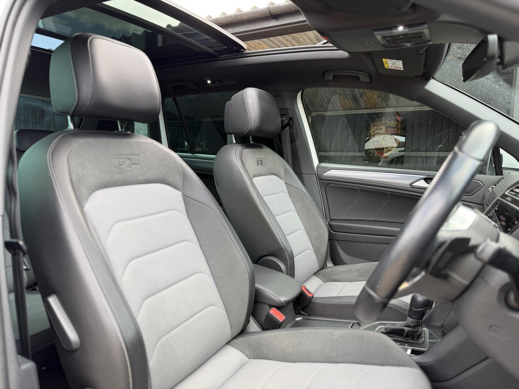 Volkswagen Tiguan 1.5 TSI EVO R-Line Tech SUV 5dr Petrol DSG Euro 6 (s/s) (150 ps)