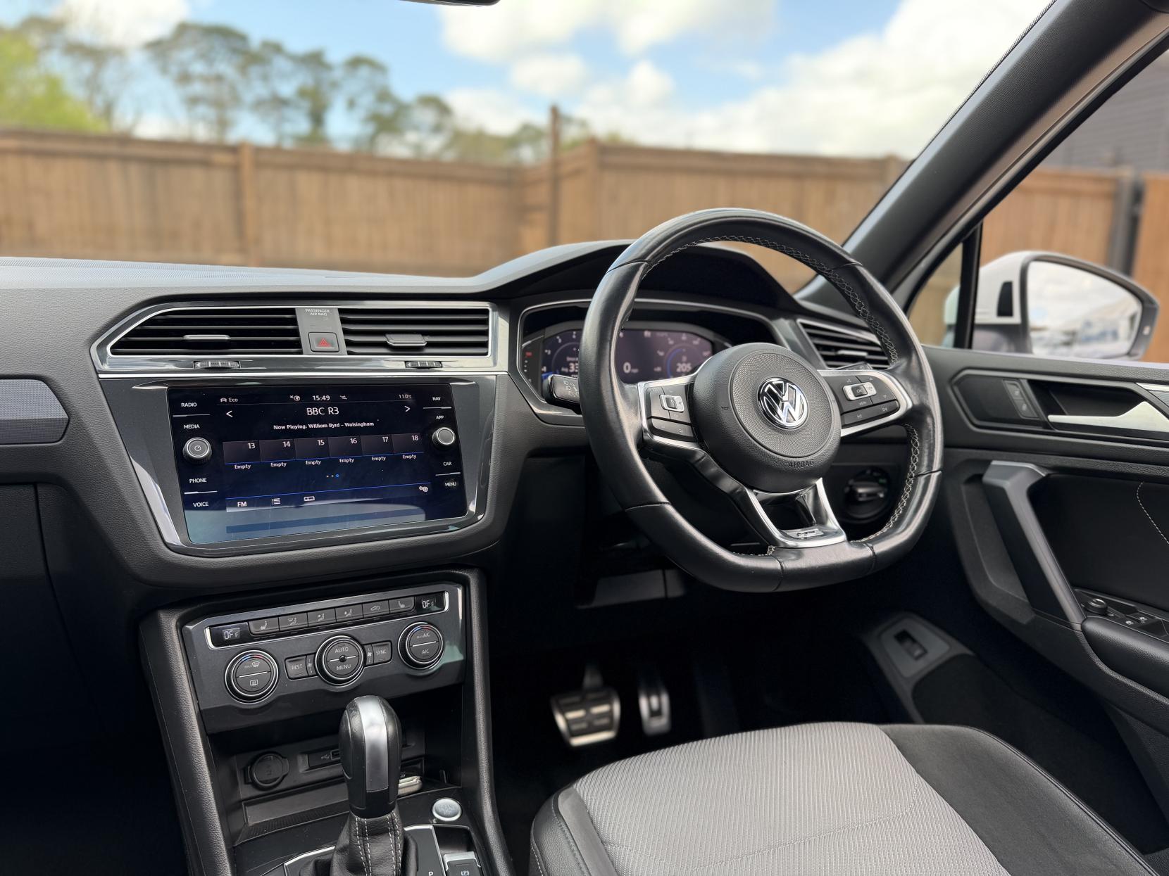 Volkswagen Tiguan 1.5 TSI EVO R-Line Tech SUV 5dr Petrol DSG Euro 6 (s/s) (150 ps)