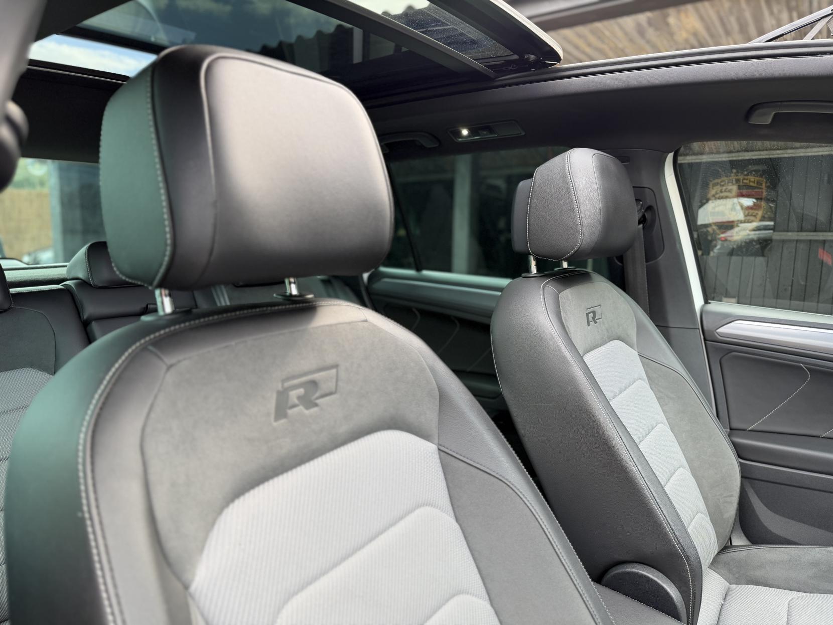 Volkswagen Tiguan 1.5 TSI EVO R-Line Tech SUV 5dr Petrol DSG Euro 6 (s/s) (150 ps)