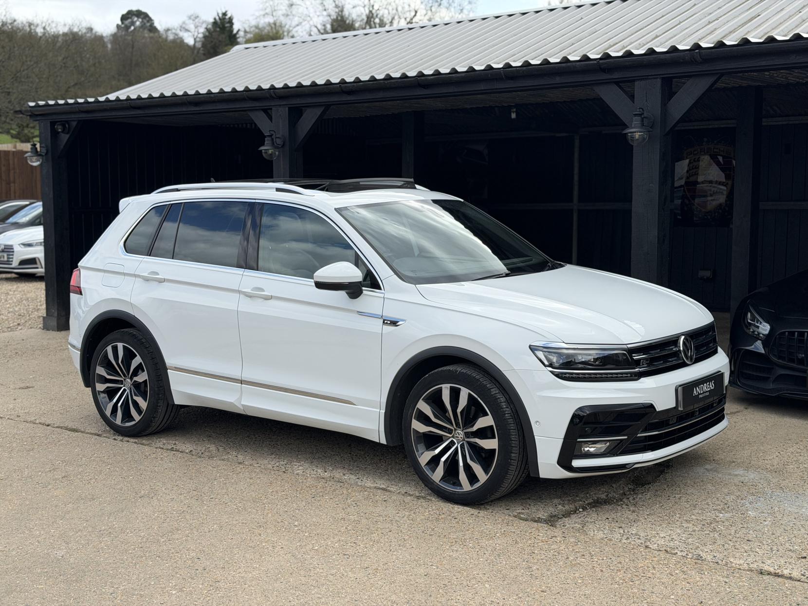 Volkswagen Tiguan 1.5 TSI EVO R-Line Tech SUV 5dr Petrol DSG Euro 6 (s/s) (150 ps)