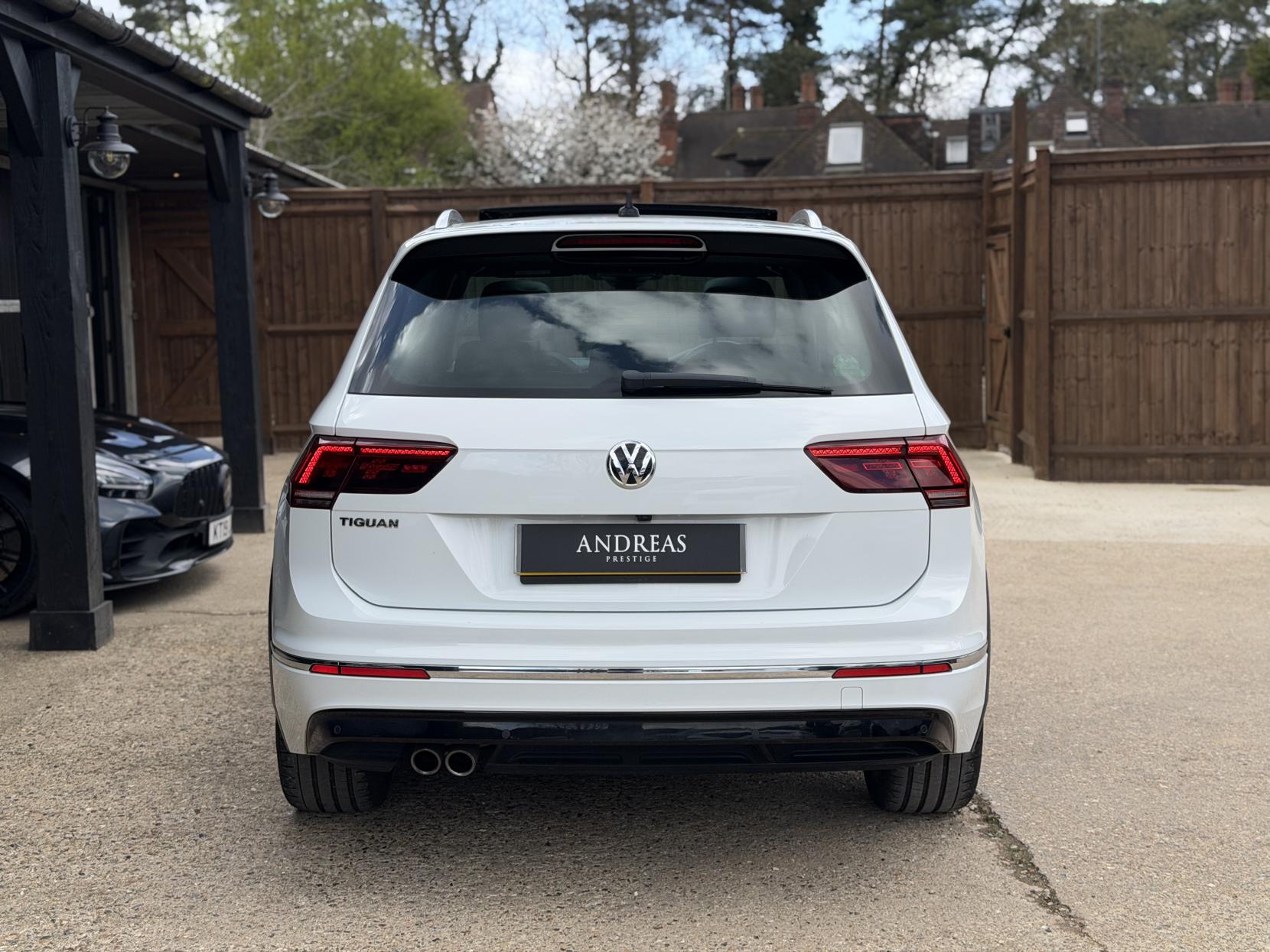 Volkswagen Tiguan 1.5 TSI EVO R-Line Tech SUV 5dr Petrol DSG Euro 6 (s/s) (150 ps)