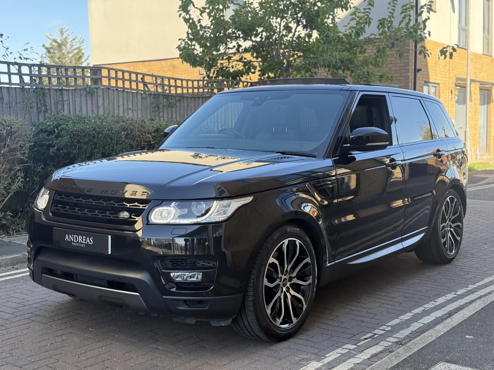 Land Rover Range Rover Sport 3.0 SD V6 HSE Dynamic SUV 5dr Diesel Auto 4WD Euro 6 (s/s) (306 ps)